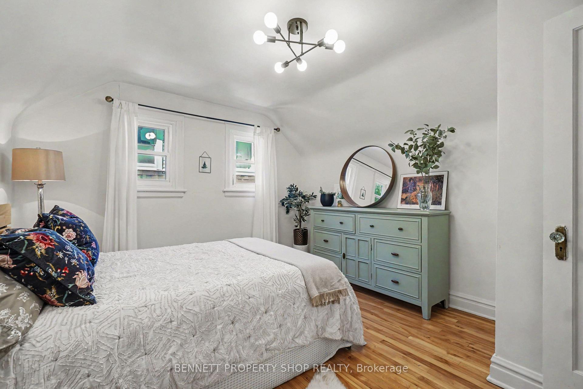 Photo 14 of 21 Hazel Street, Ottawa, Ottawa East — HOMEH