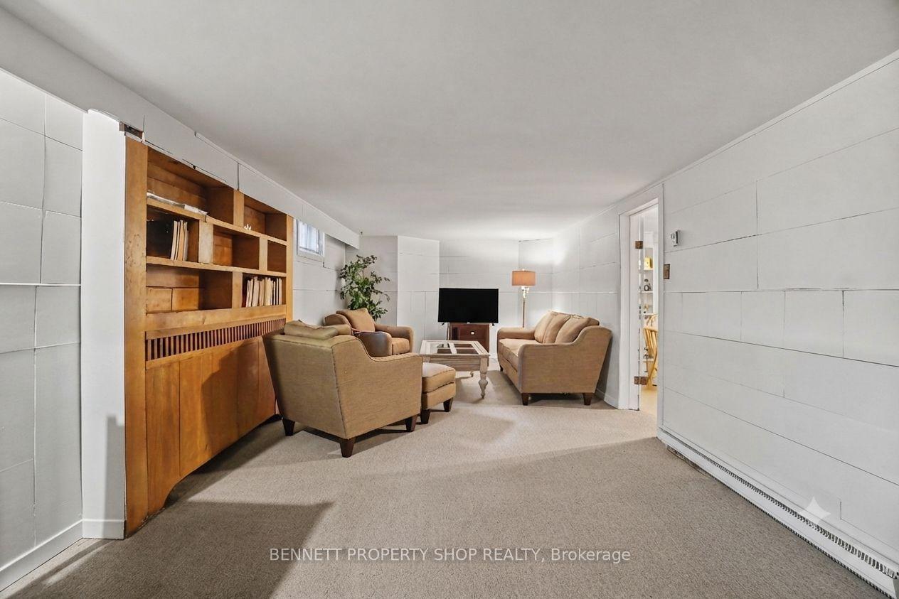 Photo 19 of 21 Hazel Street, Ottawa, Ottawa East — HOMEH
