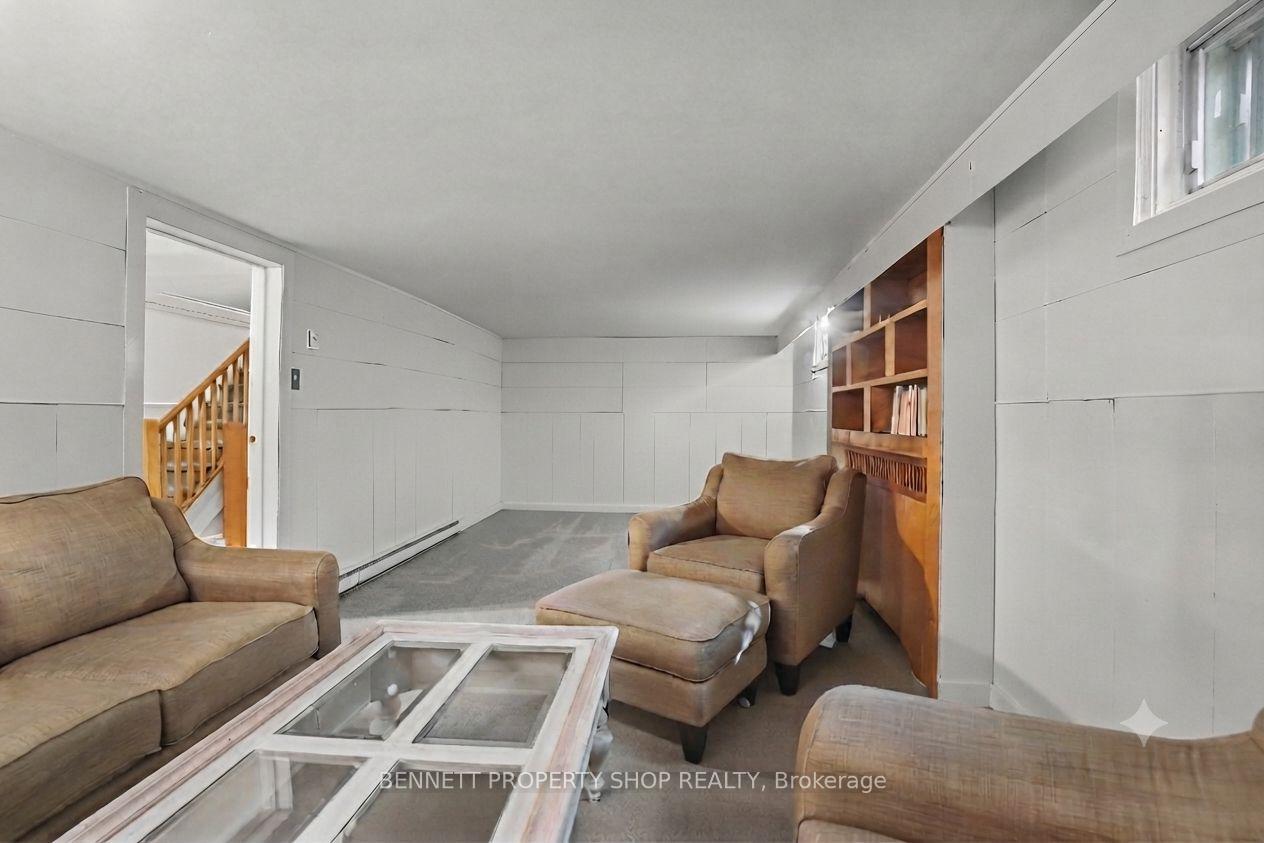 Photo 20 of 21 Hazel Street, Ottawa, Ottawa East — HOMEH