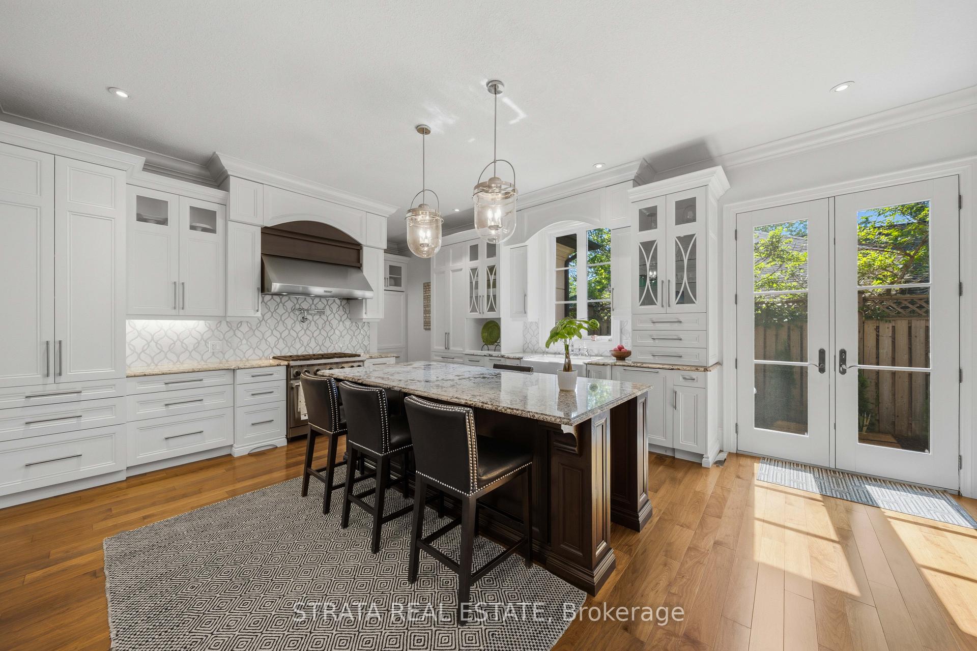 Photo 18 of 1577 Gloucester Road, London, North A — HOMEH