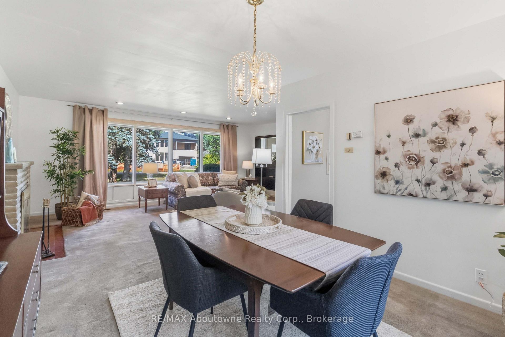 Photo 7 of 974 Unsworth Avenue, Burlington, Bayview — HOMEH