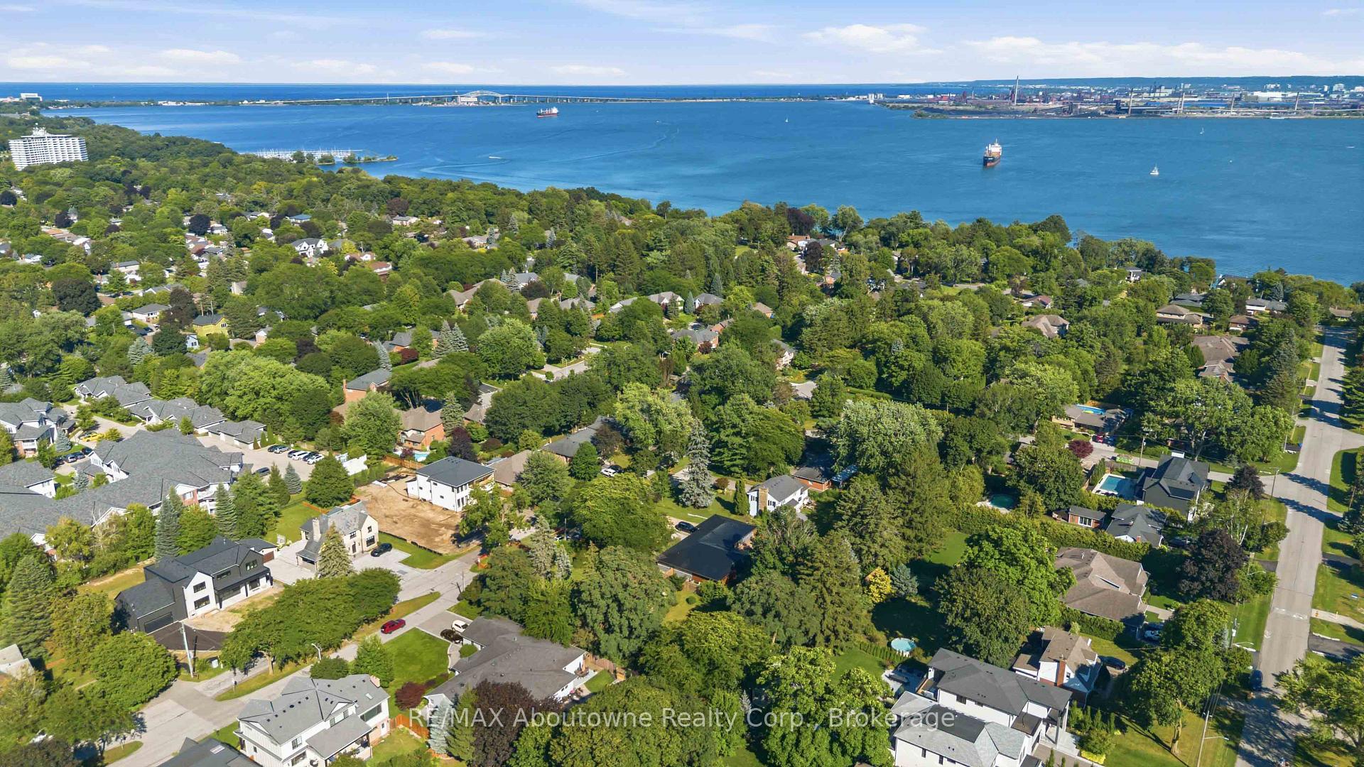 Photo 36 of 974 Unsworth Avenue, Burlington, Bayview — HOMEH
