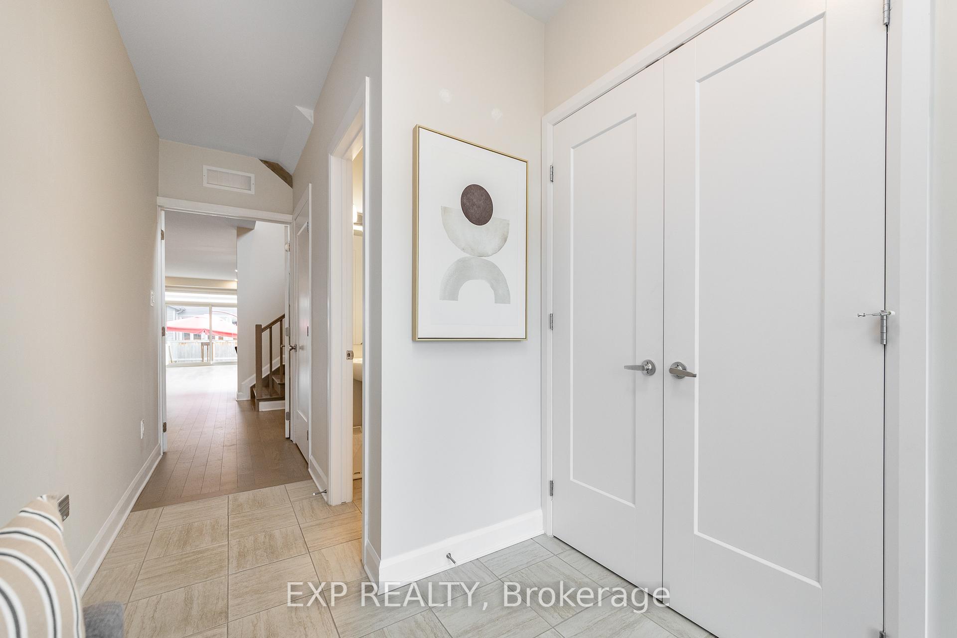 Photo 4 of 616 Moonflower Crescent, Ottawa, Blossom Park/Kemp Park/Findlay Creek — HOMEH