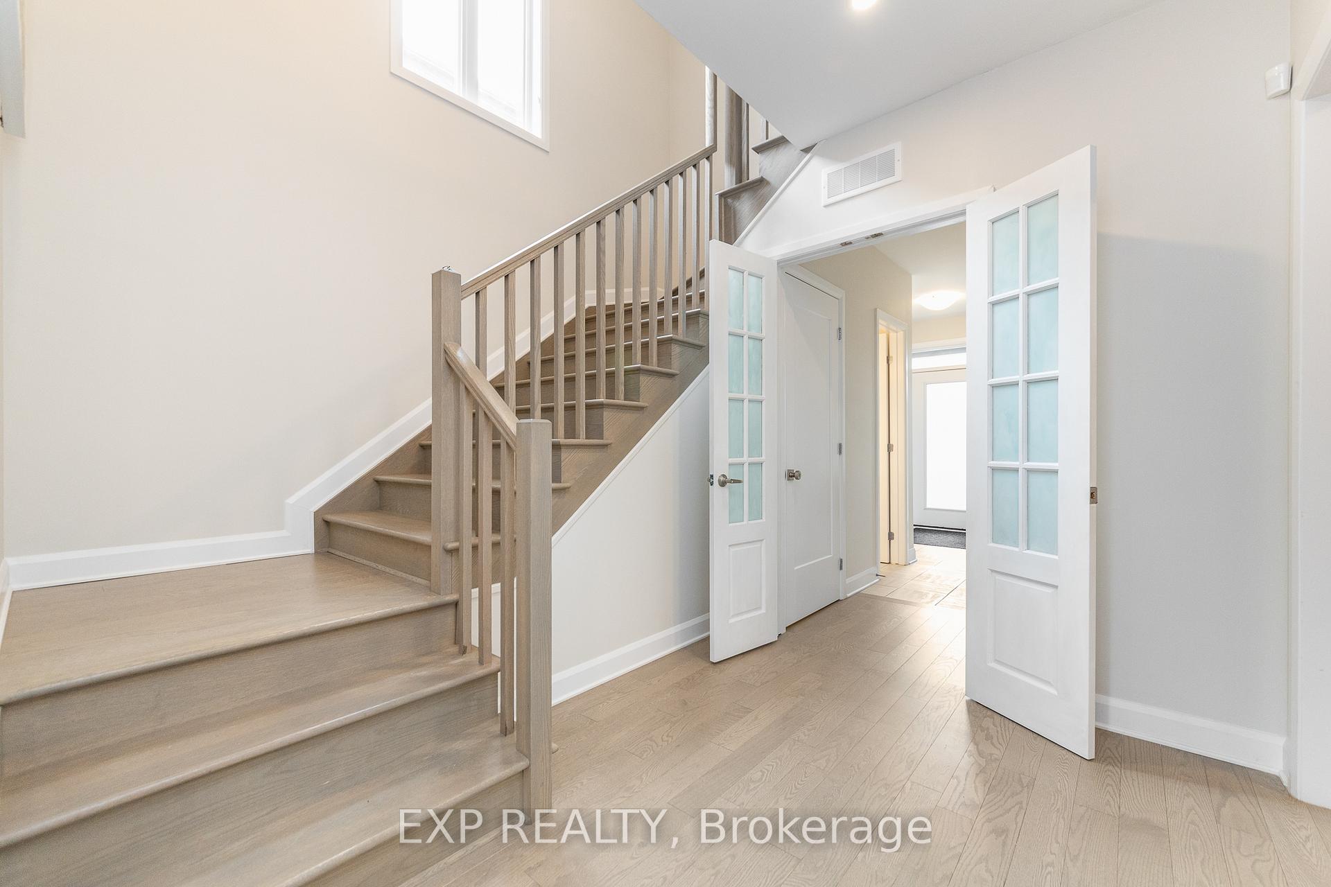 Photo 5 of 616 Moonflower Crescent, Ottawa, Blossom Park/Kemp Park/Findlay Creek — HOMEH