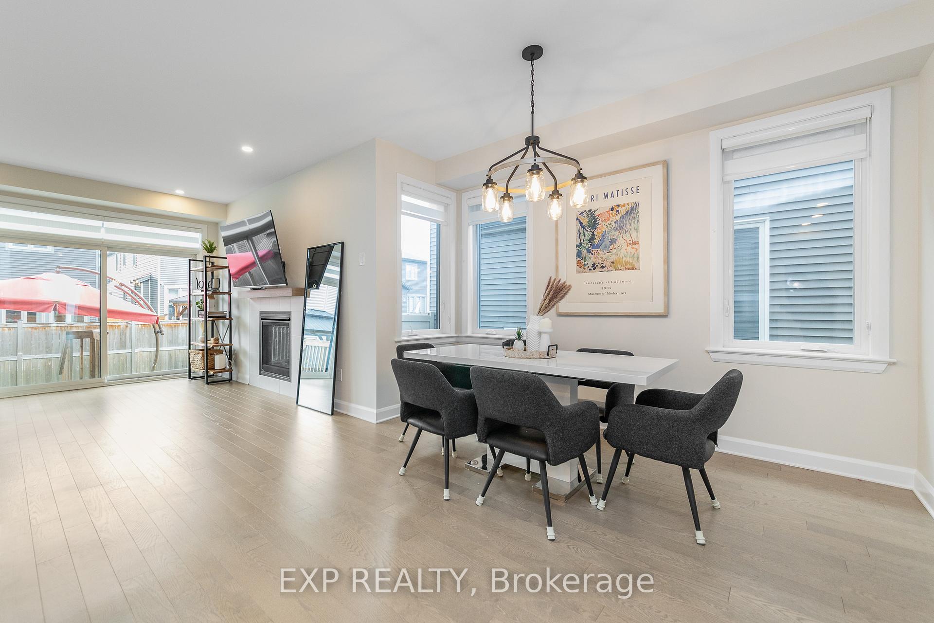 Photo 8 of 616 Moonflower Crescent, Ottawa, Blossom Park/Kemp Park/Findlay Creek — HOMEH