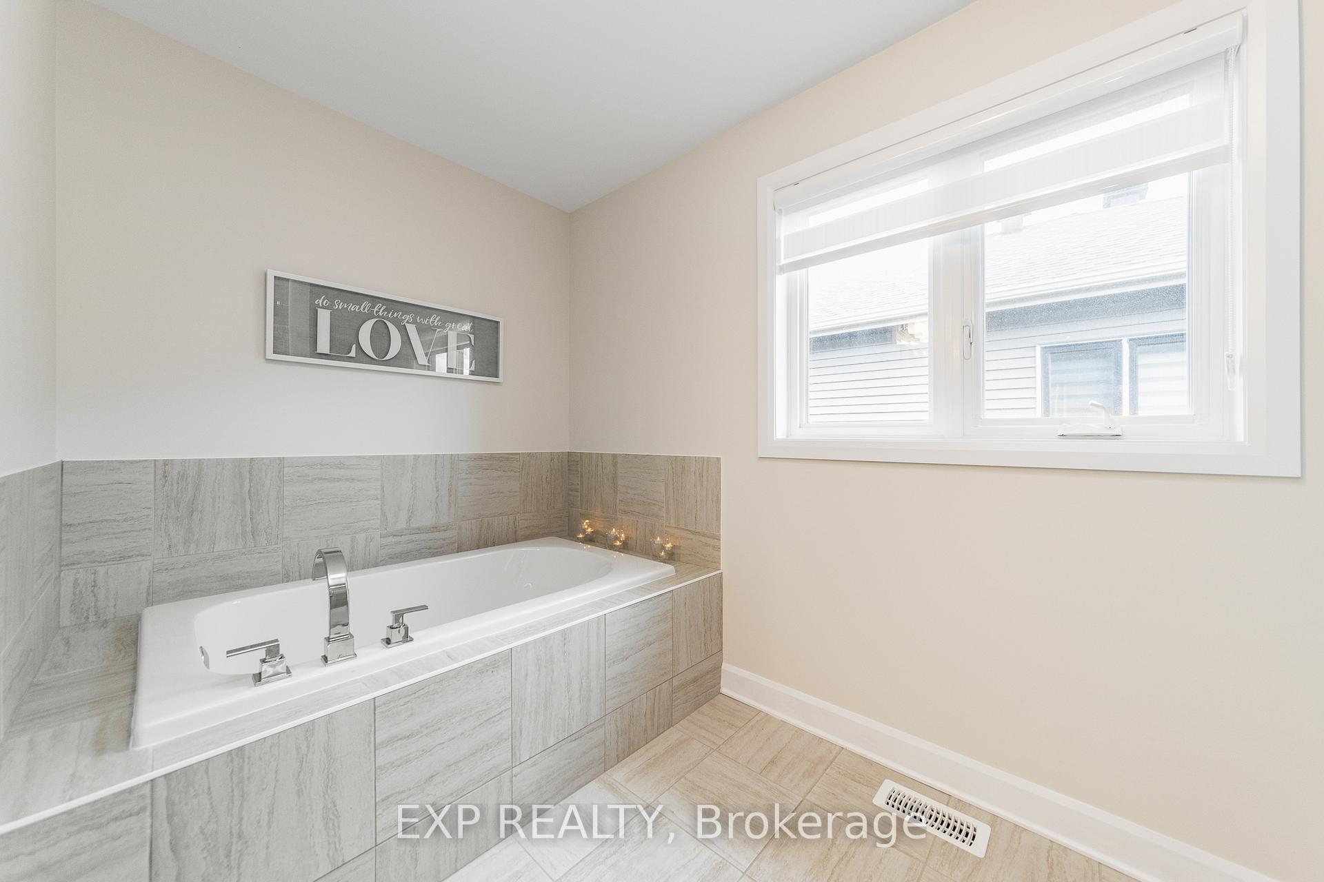 Photo 31 of 616 Moonflower Crescent, Ottawa, Blossom Park/Kemp Park/Findlay Creek — HOMEH
