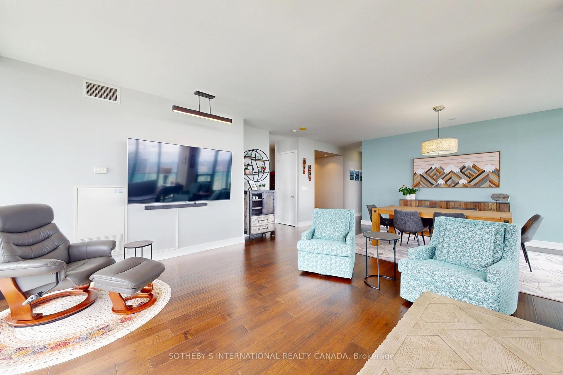 Photo 7 of Unit 4204, 33 Lombard Street, Toronto, Church-Yonge Corridor — HOMEH
