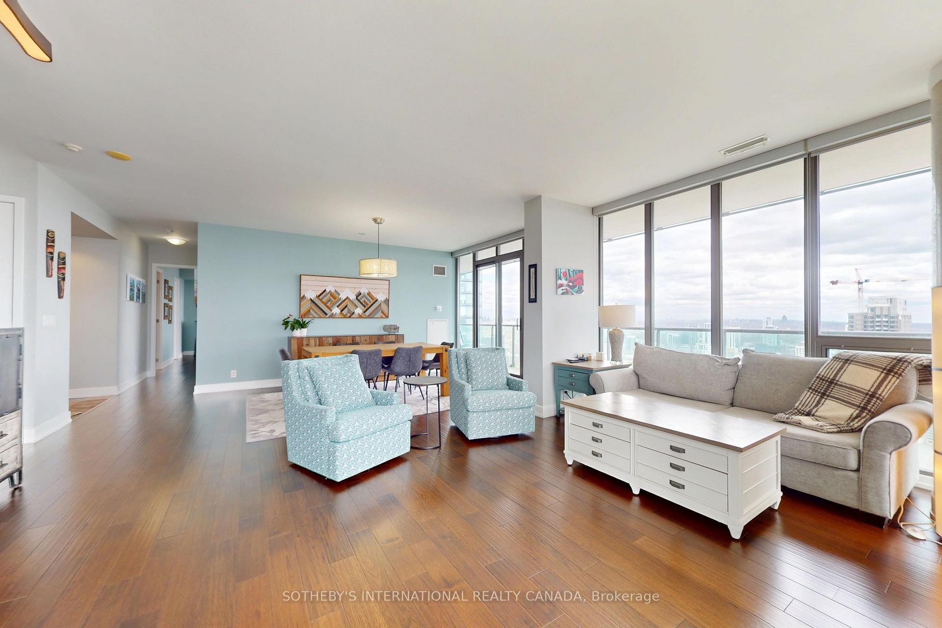 Photo 8 of Unit 4204, 33 Lombard Street, Toronto, Church-Yonge Corridor — HOMEH