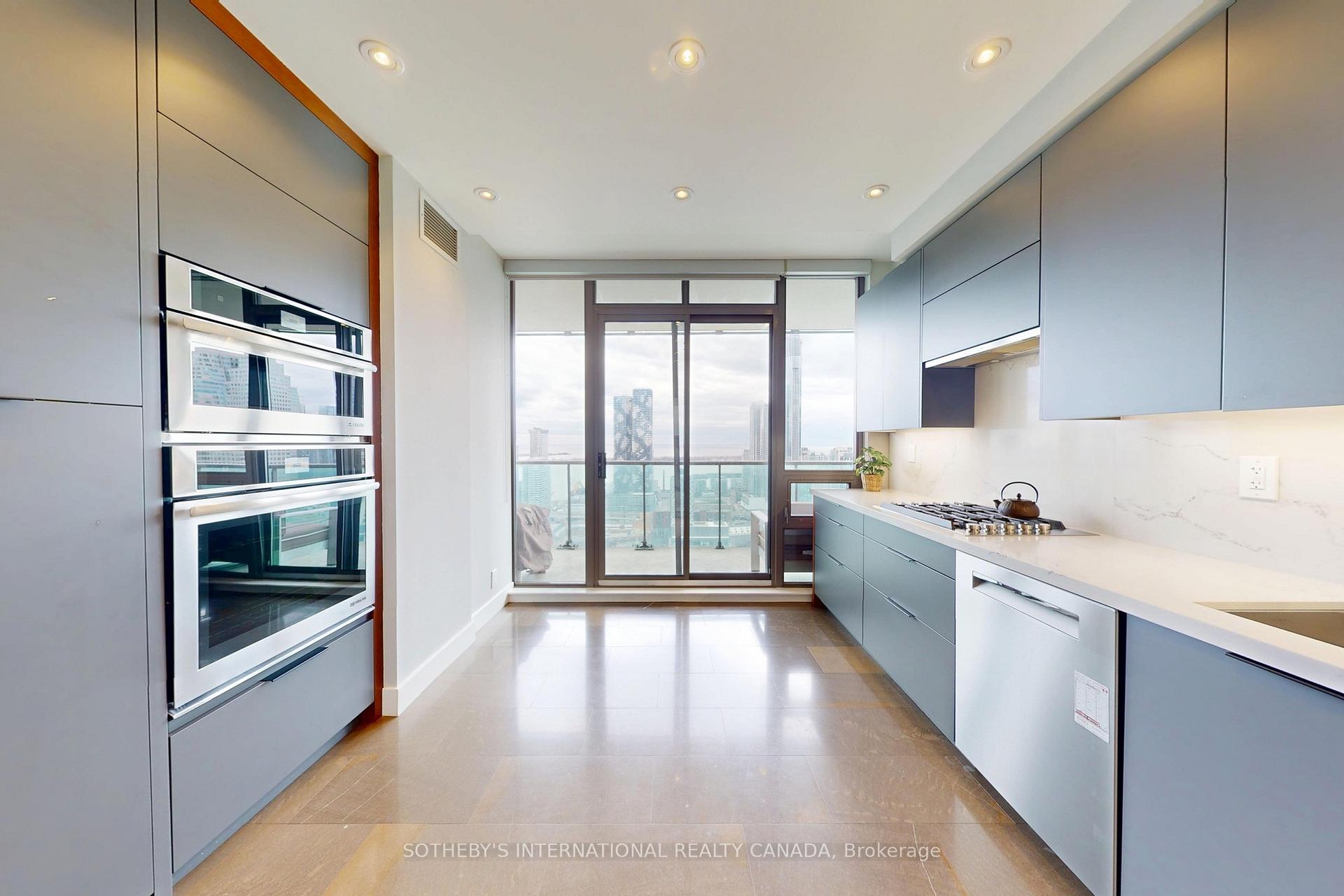 Photo 12 of Unit 4204, 33 Lombard Street, Toronto, Church-Yonge Corridor — HOMEH