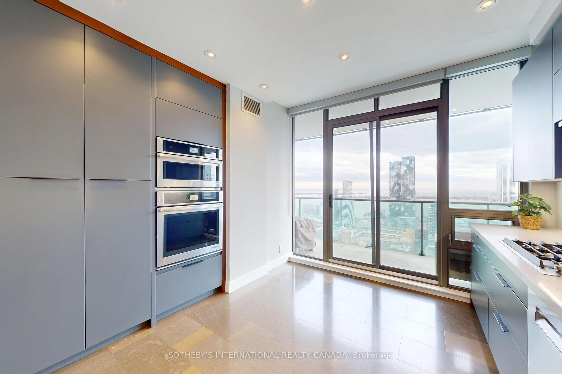 Photo 14 of Unit 4204, 33 Lombard Street, Toronto, Church-Yonge Corridor — HOMEH