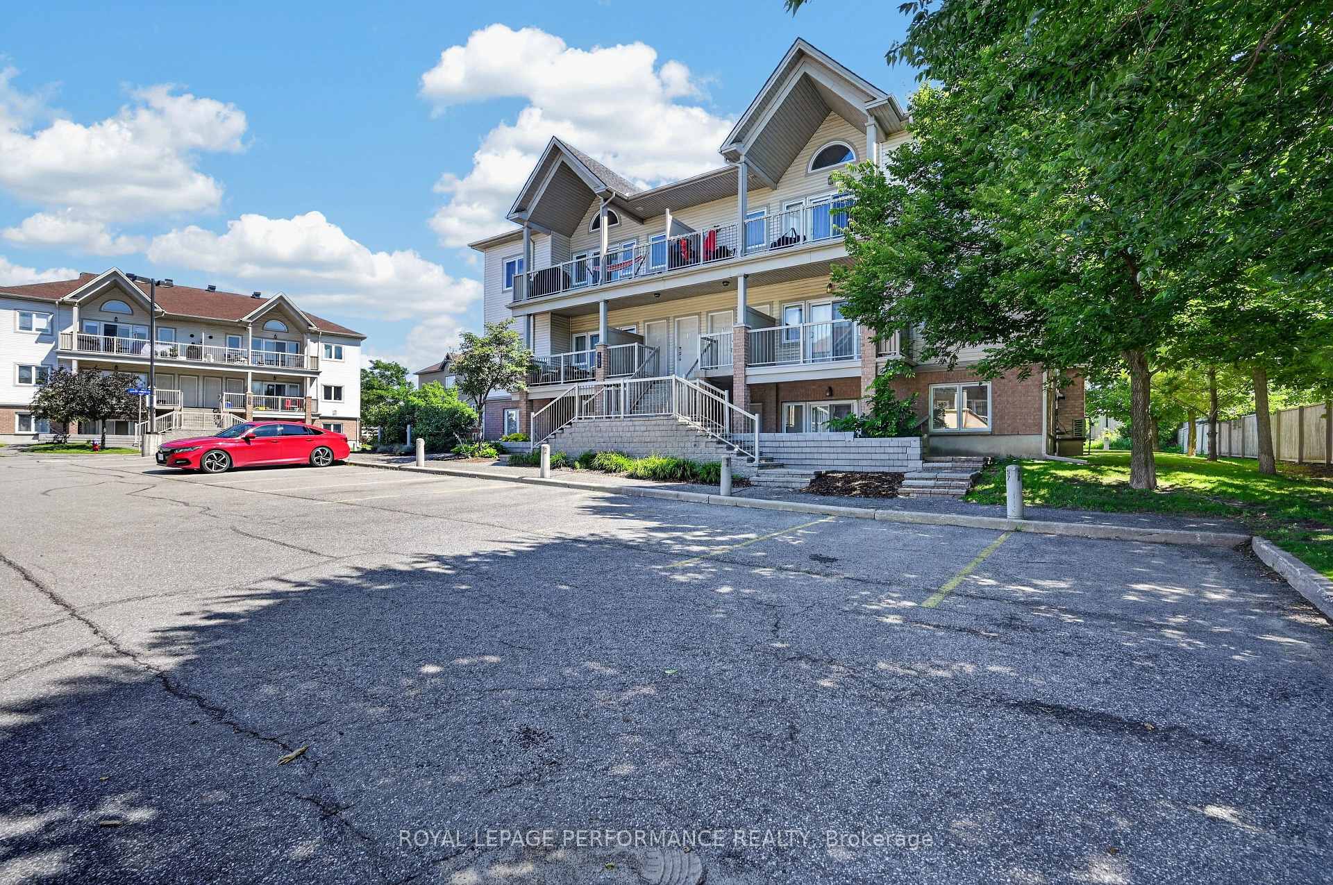 Photo 3 of Unit F, 151 Mocha Private, Ottawa, Blossom Park/Kemp Park/Findlay Creek — HOMEH