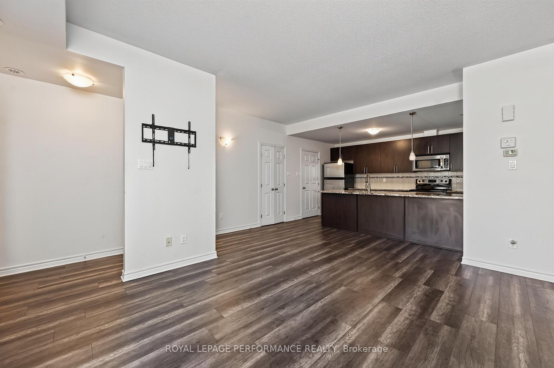 Photo 6 of Unit F, 151 Mocha Private, Ottawa, Blossom Park/Kemp Park/Findlay Creek — HOMEH