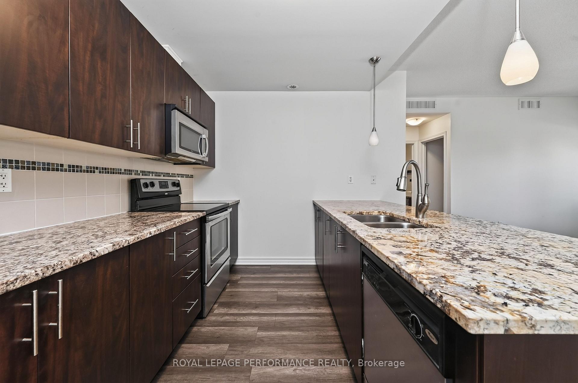 Photo 10 of Unit F, 151 Mocha Private, Ottawa, Blossom Park/Kemp Park/Findlay Creek — HOMEH