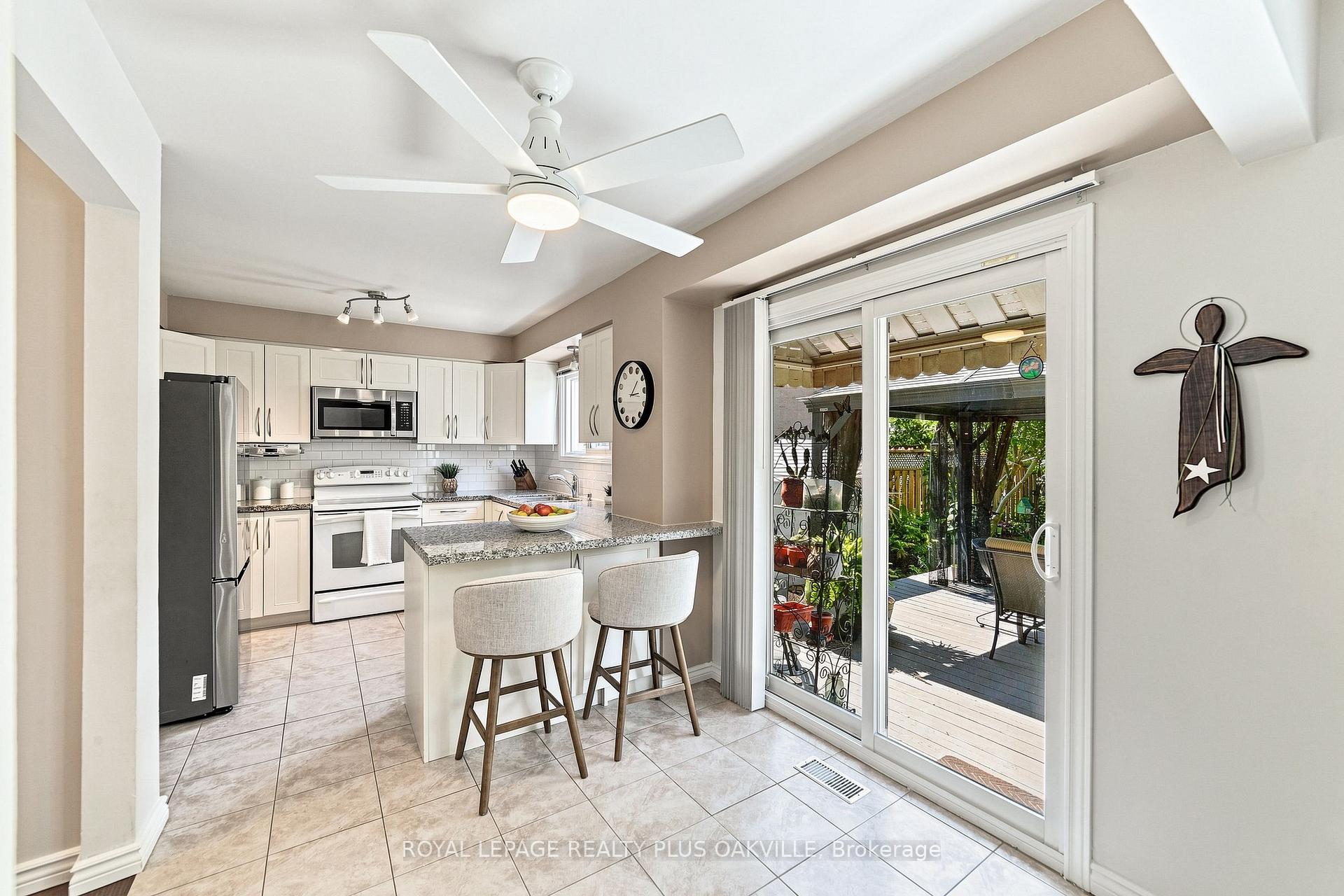 Photo 17 of 2238 MacLennan Drive, Oakville, River Oaks — HOMEH