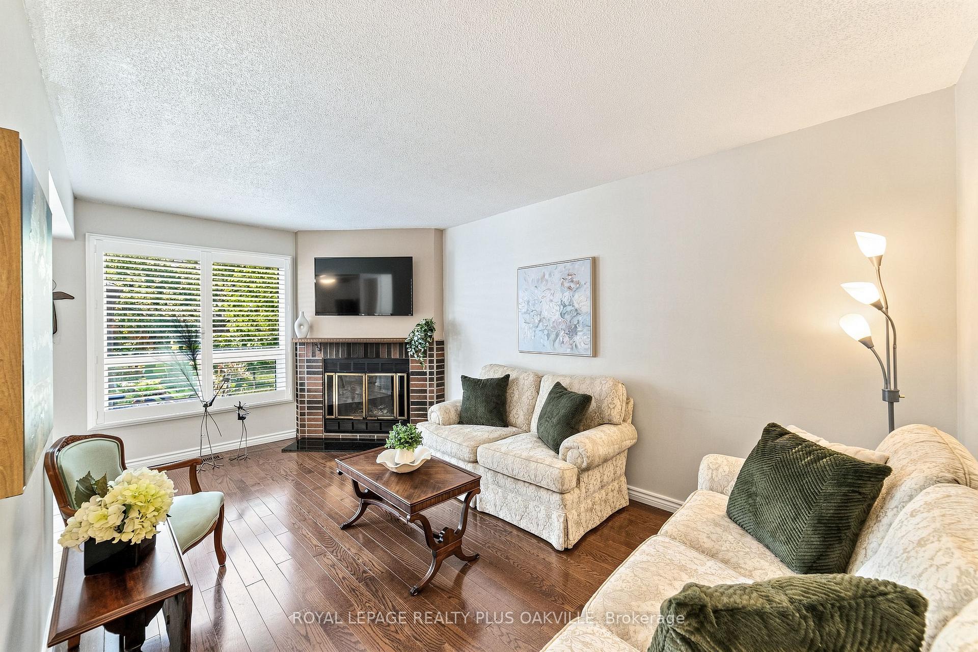 Photo 19 of 2238 MacLennan Drive, Oakville, River Oaks — HOMEH