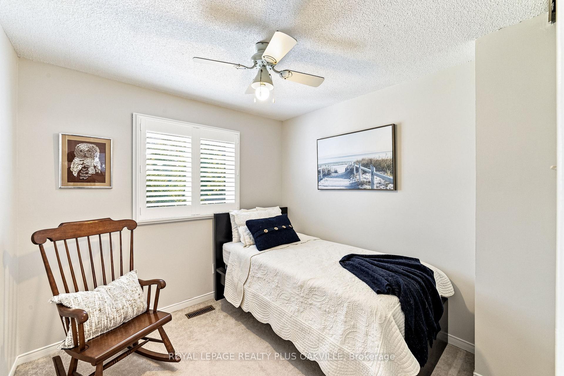 Photo 21 of 2238 MacLennan Drive, Oakville, River Oaks — HOMEH