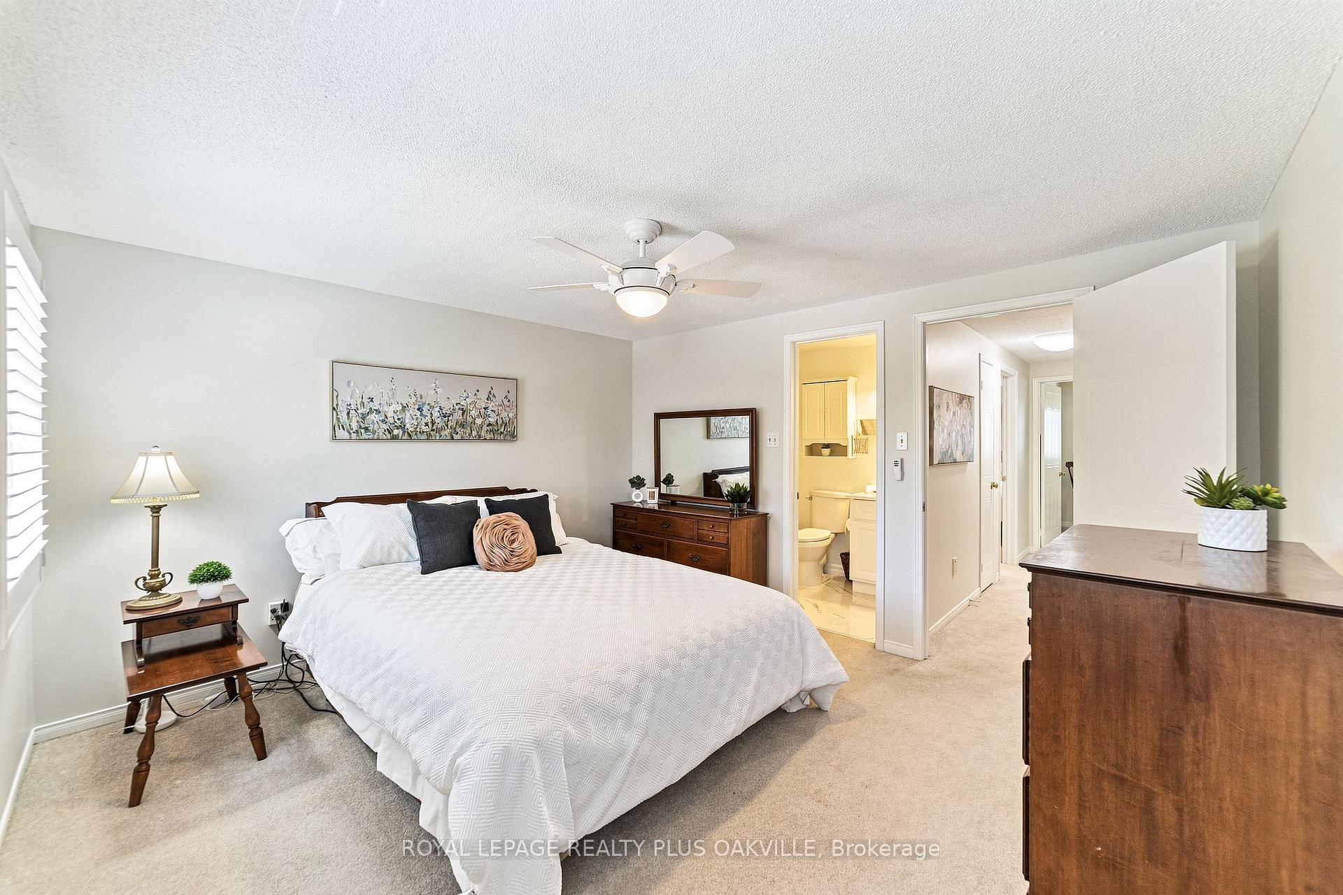 Photo 26 of 2238 MacLennan Drive, Oakville, River Oaks — HOMEH