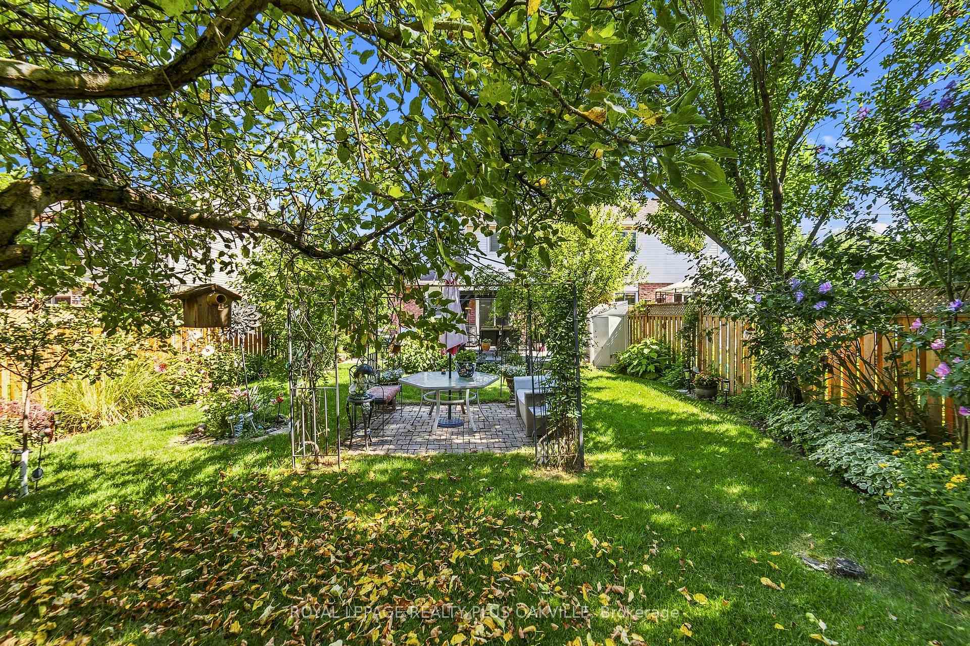 Photo 29 of 2238 MacLennan Drive, Oakville, River Oaks — HOMEH