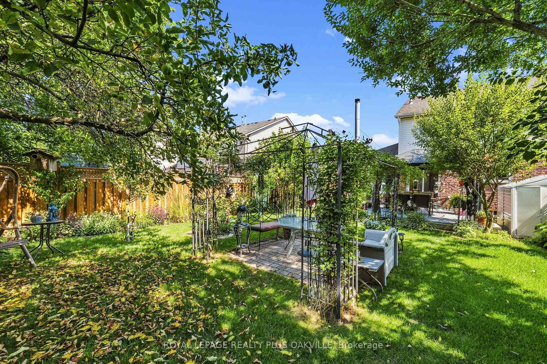 Photo 30 of 2238 MacLennan Drive, Oakville, River Oaks — HOMEH