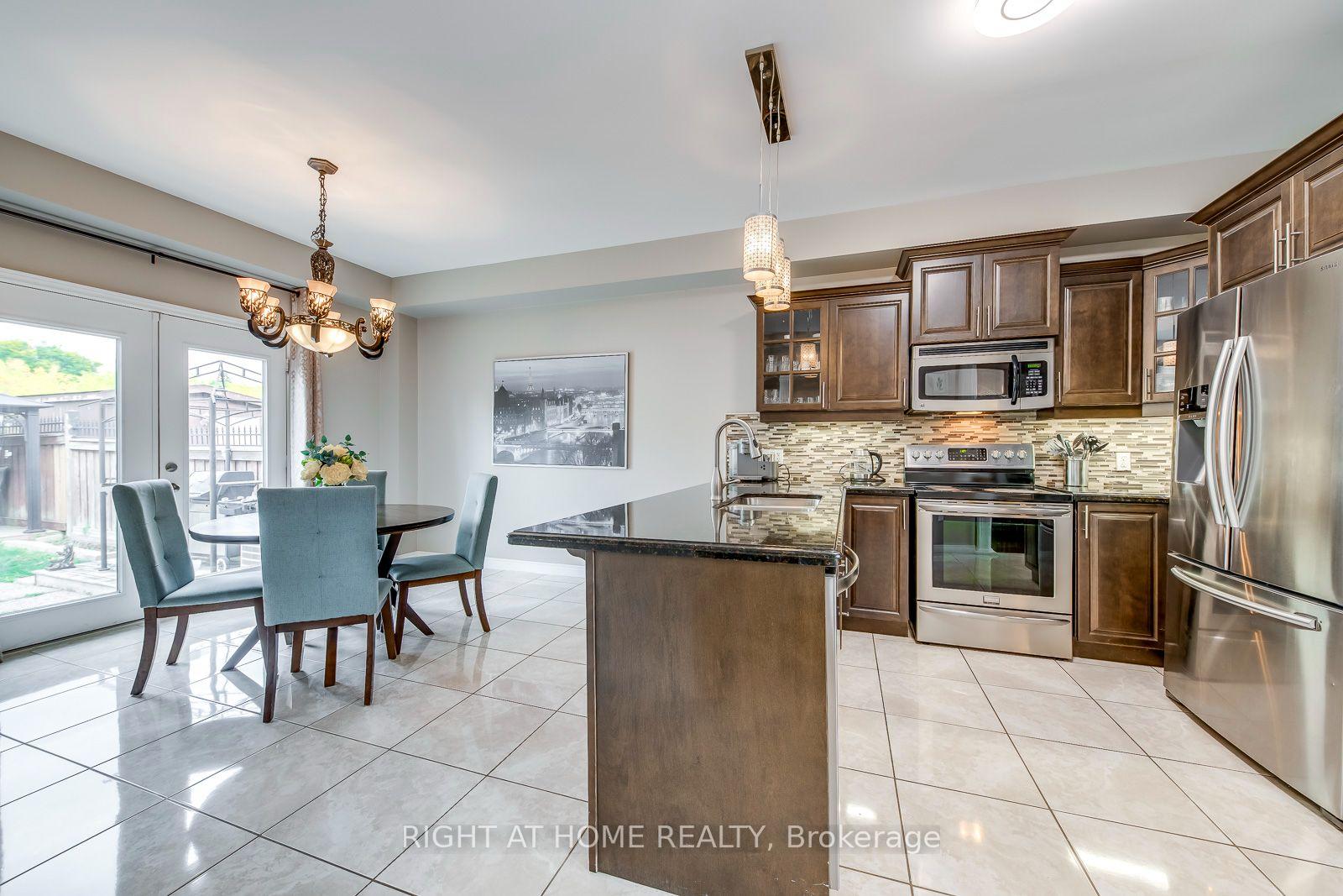 Photo 18 of 38 Assisi Street, Hamilton, Broughton — HOMEH