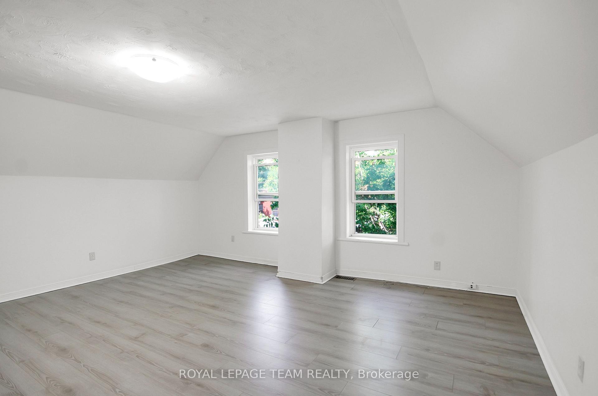 Photo 9 of Unit 5, 4 Eccles Street, Ottawa, West Centre Town — HOMEH