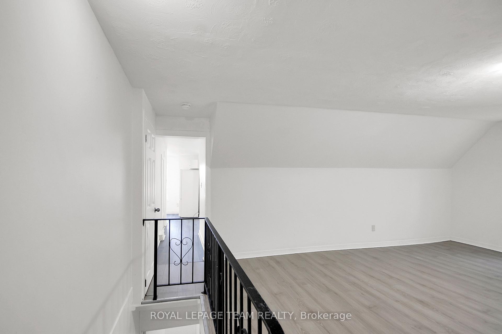 Photo 14 of Unit 5, 4 Eccles Street, Ottawa, West Centre Town — HOMEH