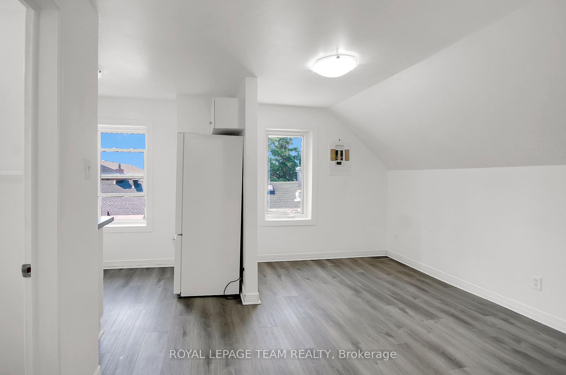 Photo 16 of Unit 5, 4 Eccles Street, Ottawa, West Centre Town — HOMEH