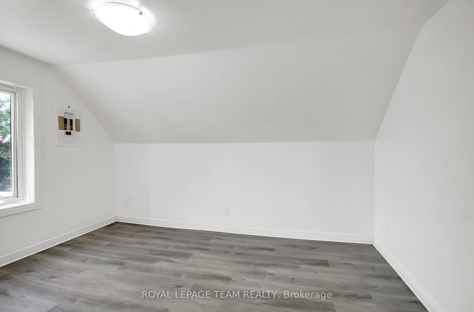 Photo 21 of Unit 5, 4 Eccles Street, Ottawa, West Centre Town — HOMEH