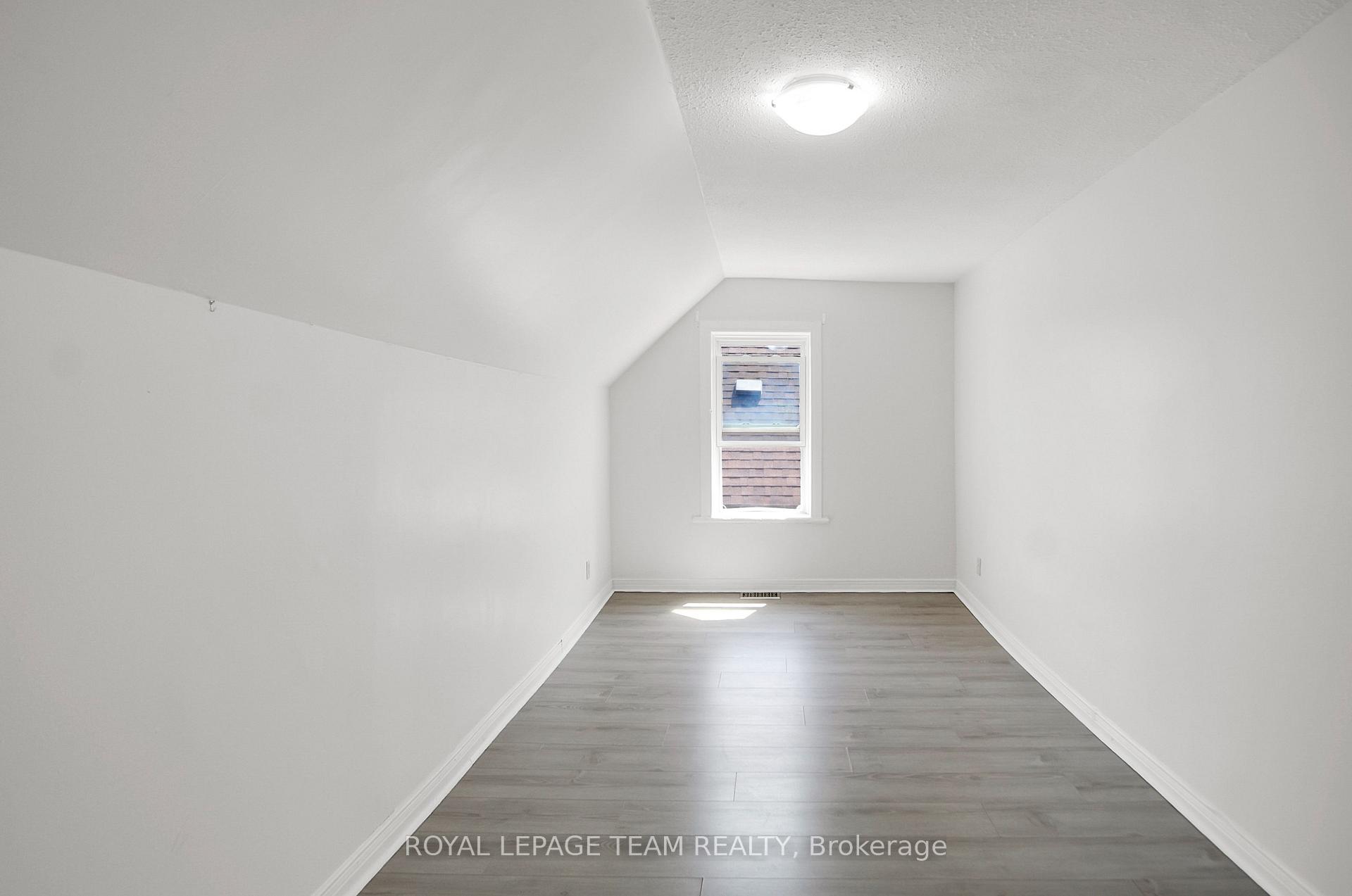 Photo 27 of Unit 5, 4 Eccles Street, Ottawa, West Centre Town — HOMEH