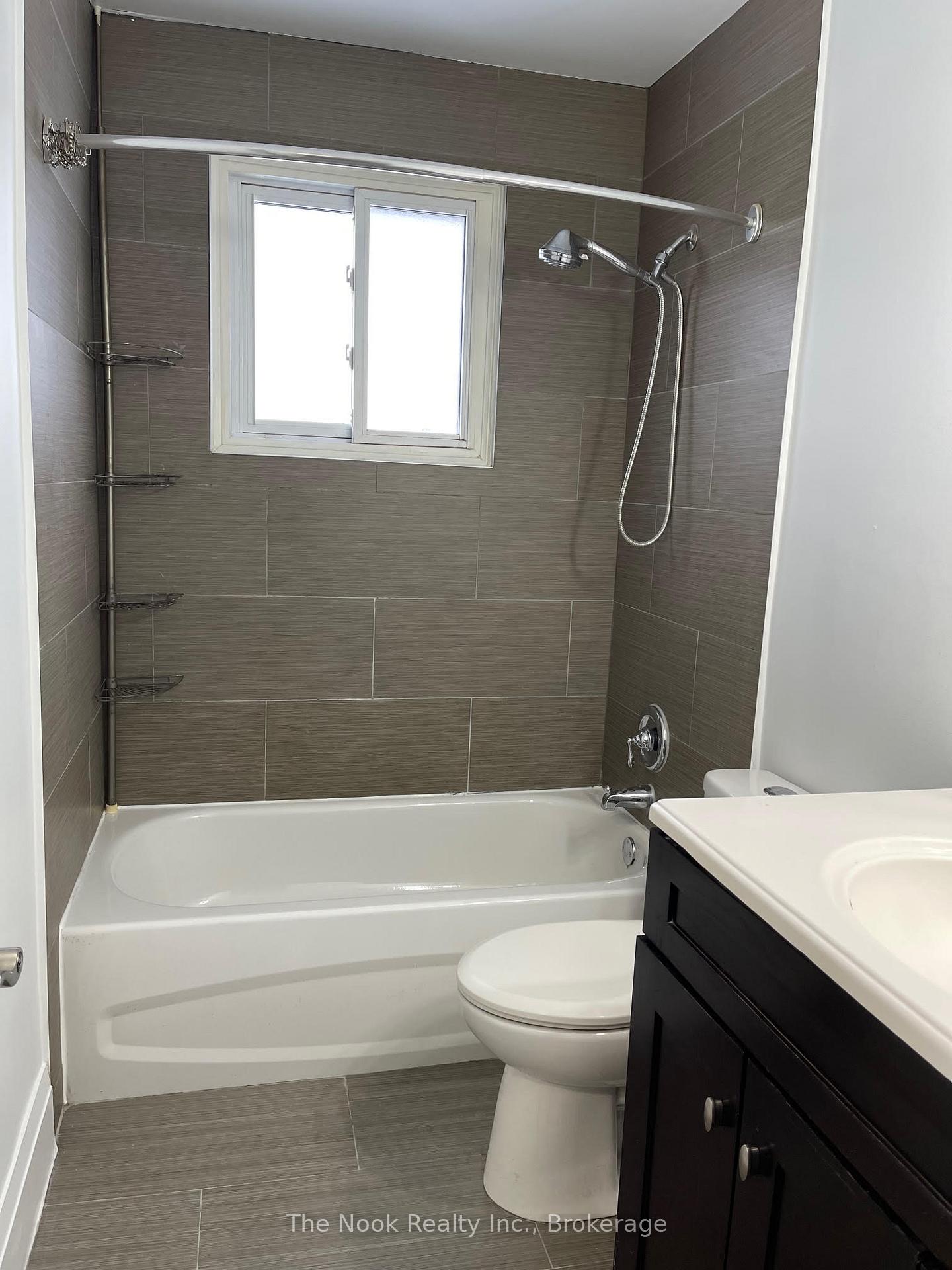 Photo 4 of 1321 Cedar Street, Oshawa, Lakeview — HOMEH