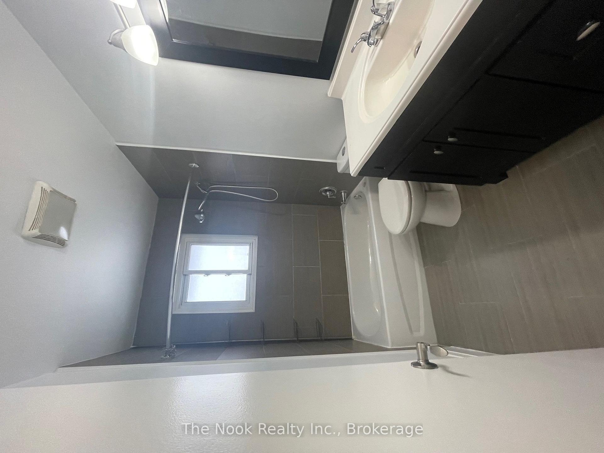 Photo 6 of 1321 Cedar Street, Oshawa, Lakeview — HOMEH