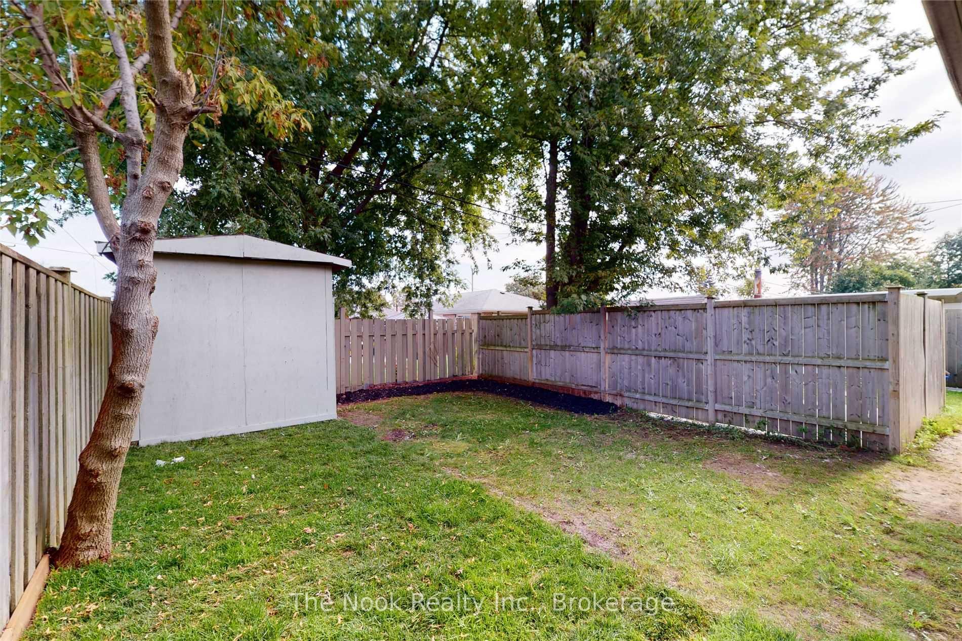 Photo 33 of 1321 Cedar Street, Oshawa, Lakeview — HOMEH
