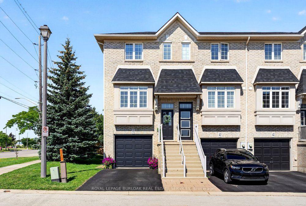 Photo 1 of Unit 40, 5080 Fairview Street, Burlington, Appleby — HOMEH