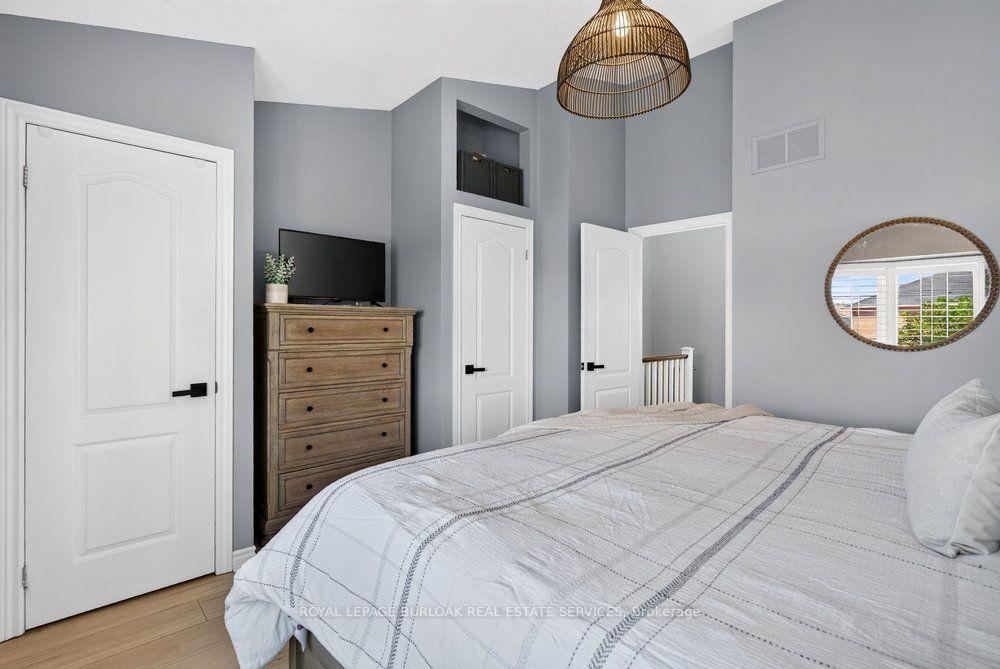 Photo 18 of Unit 40, 5080 Fairview Street, Burlington, Appleby — HOMEH