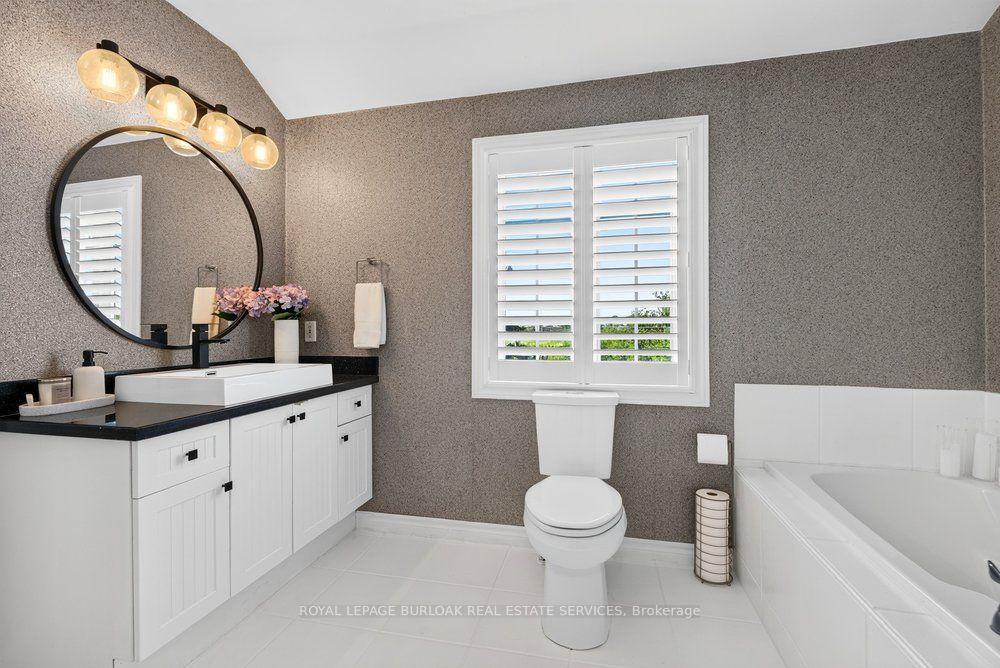 Photo 21 of Unit 40, 5080 Fairview Street, Burlington, Appleby — HOMEH