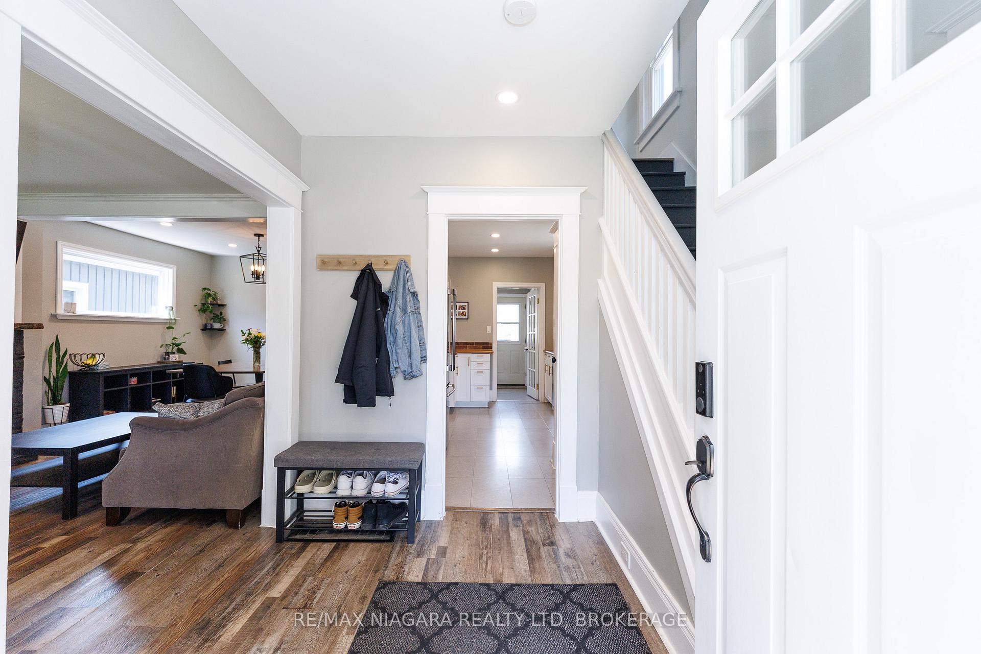 Photo 13 of 168 Steele Street, Port Colborne, Sugarloaf — HOMEH
