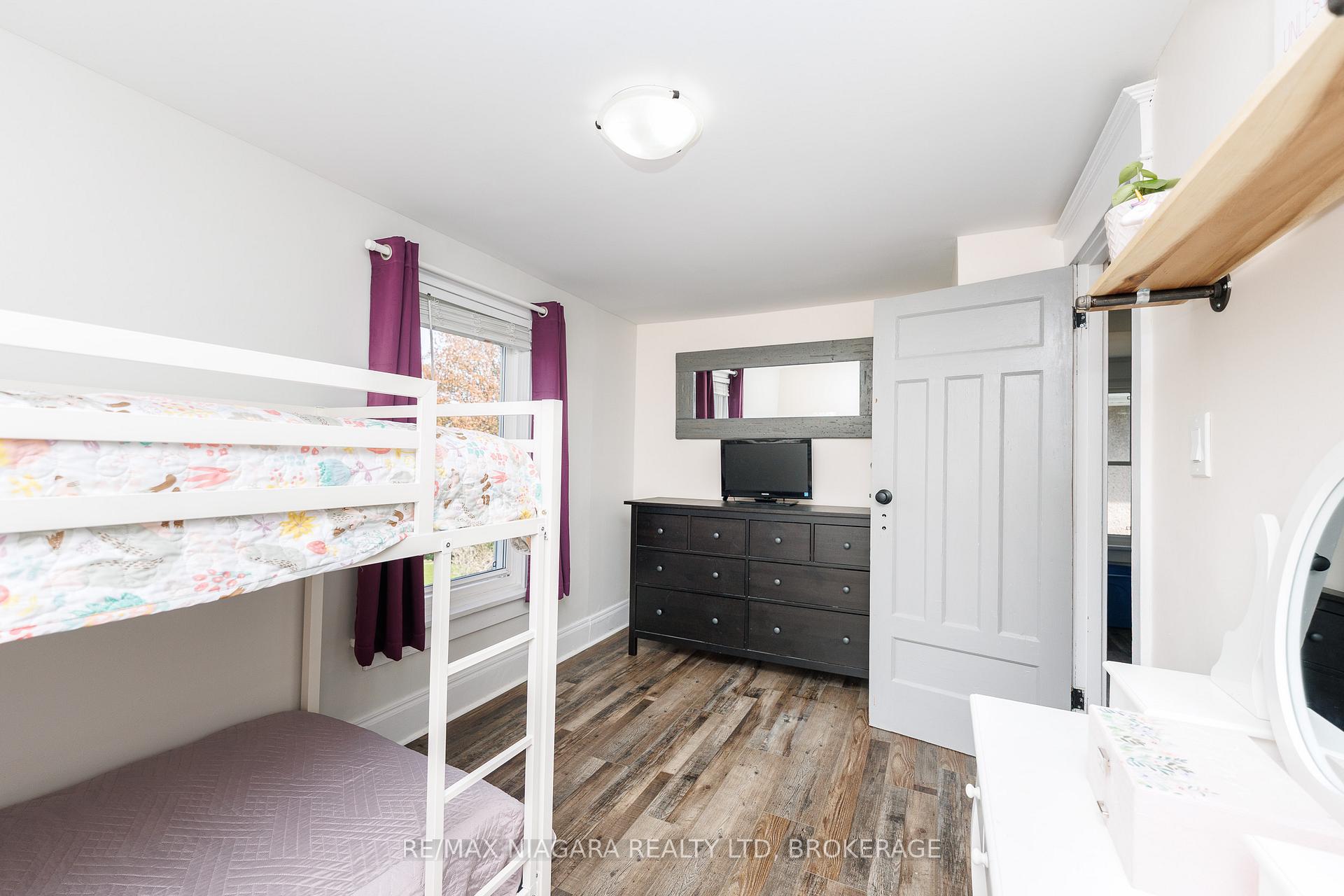 Photo 31 of 168 Steele Street, Port Colborne, Sugarloaf — HOMEH