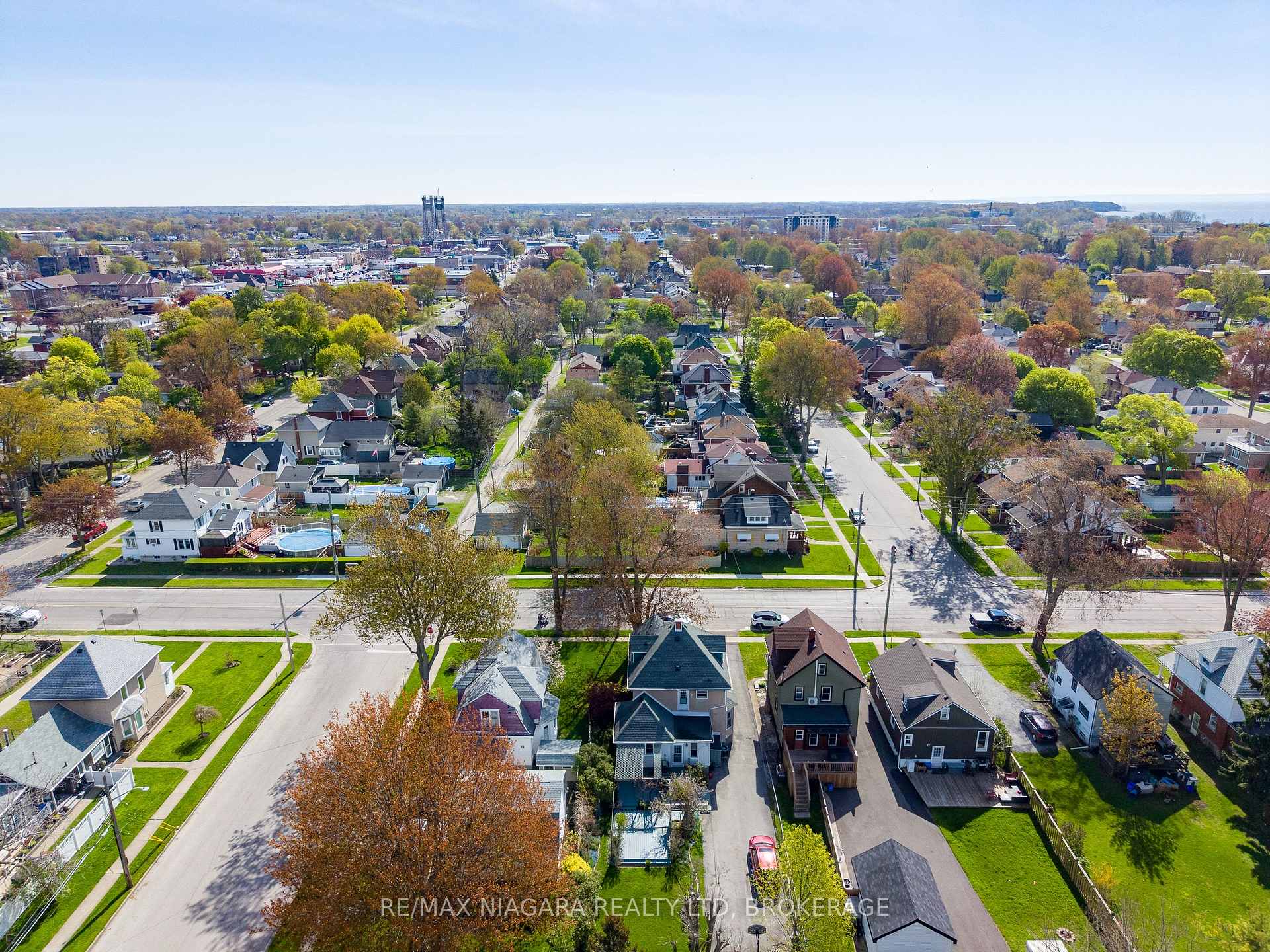 Photo 39 of 168 Steele Street, Port Colborne, Sugarloaf — HOMEH