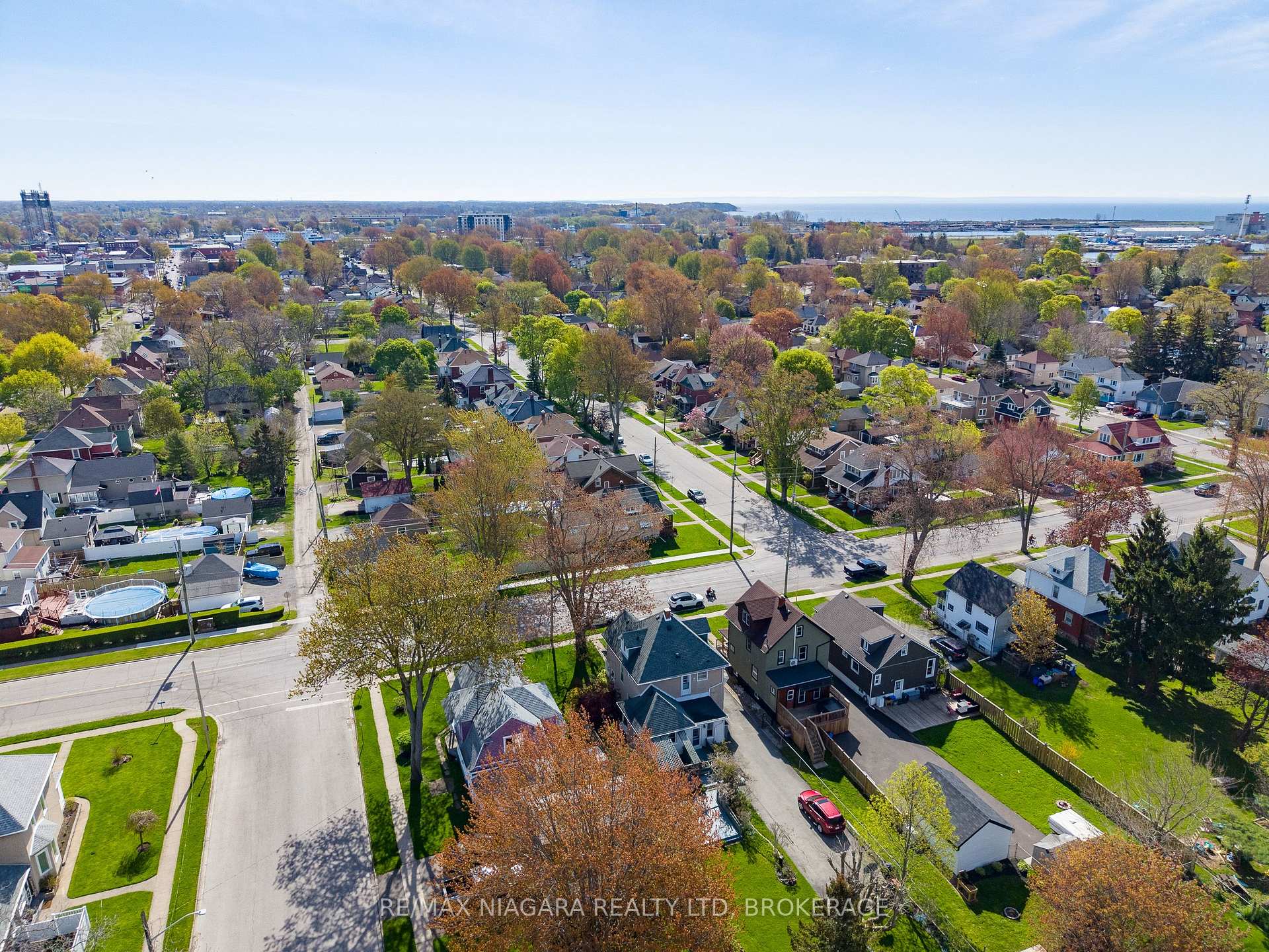 Photo 40 of 168 Steele Street, Port Colborne, Sugarloaf — HOMEH
