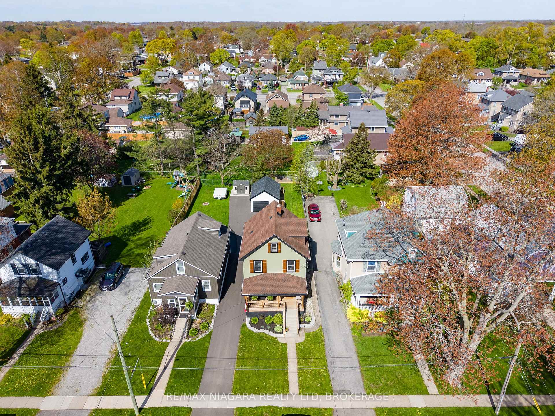 Photo 43 of 168 Steele Street, Port Colborne, Sugarloaf — HOMEH