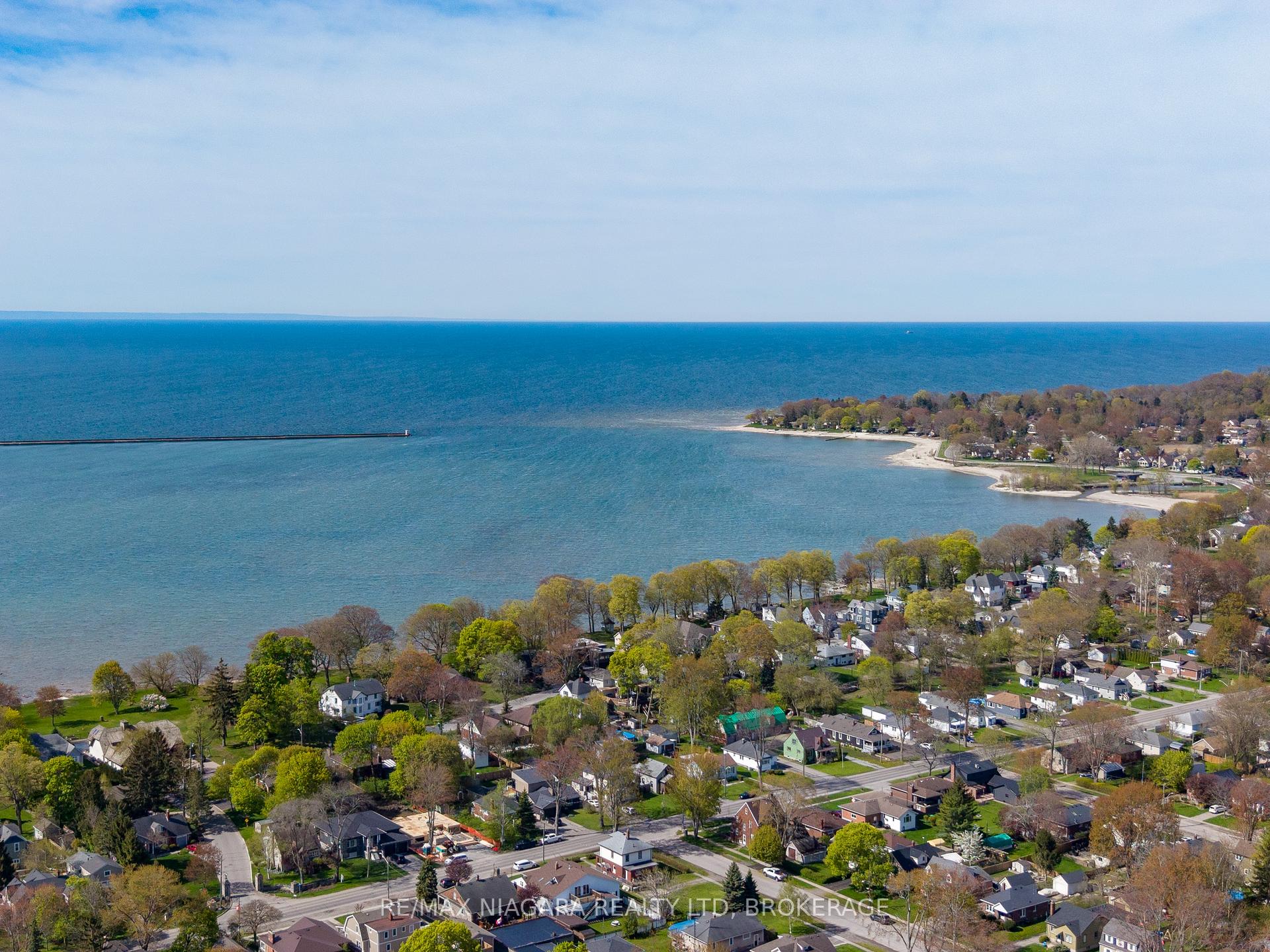 Photo 48 of 168 Steele Street, Port Colborne, Sugarloaf — HOMEH