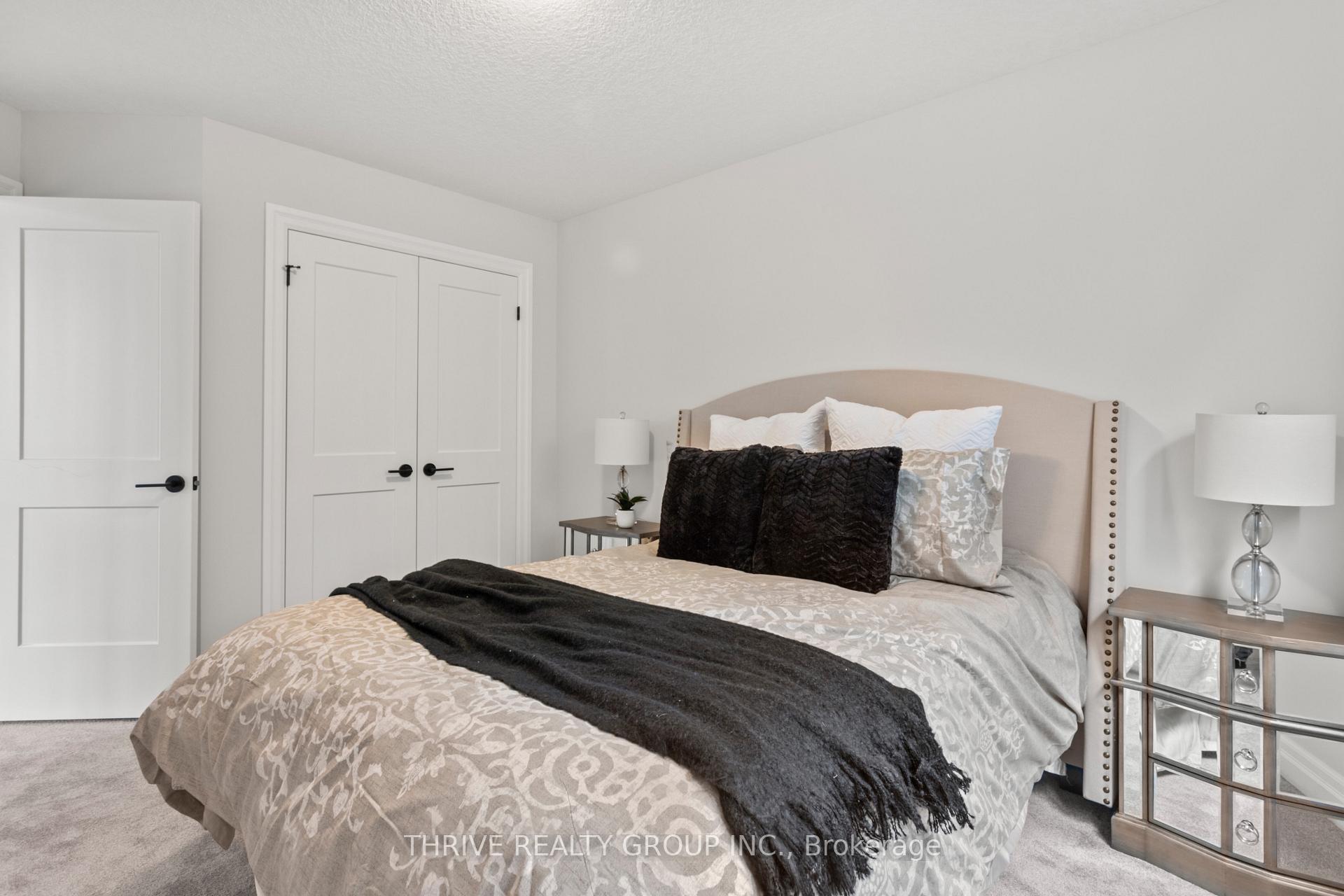 Photo 36 of Unit 5, 1061 Eagletrace Drive, London, North S — HOMEH