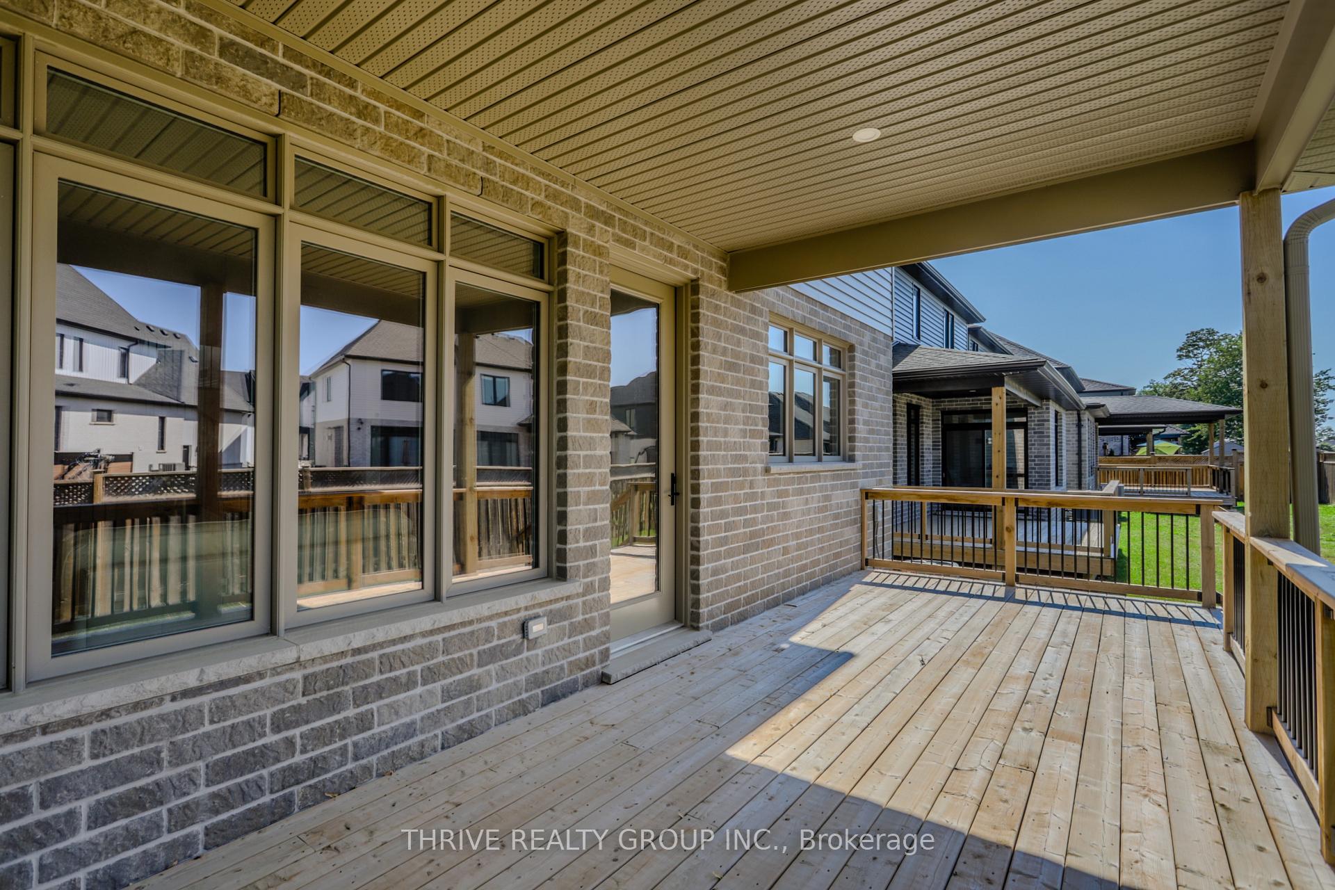 Photo 49 of Unit 5, 1061 Eagletrace Drive, London, North S — HOMEH