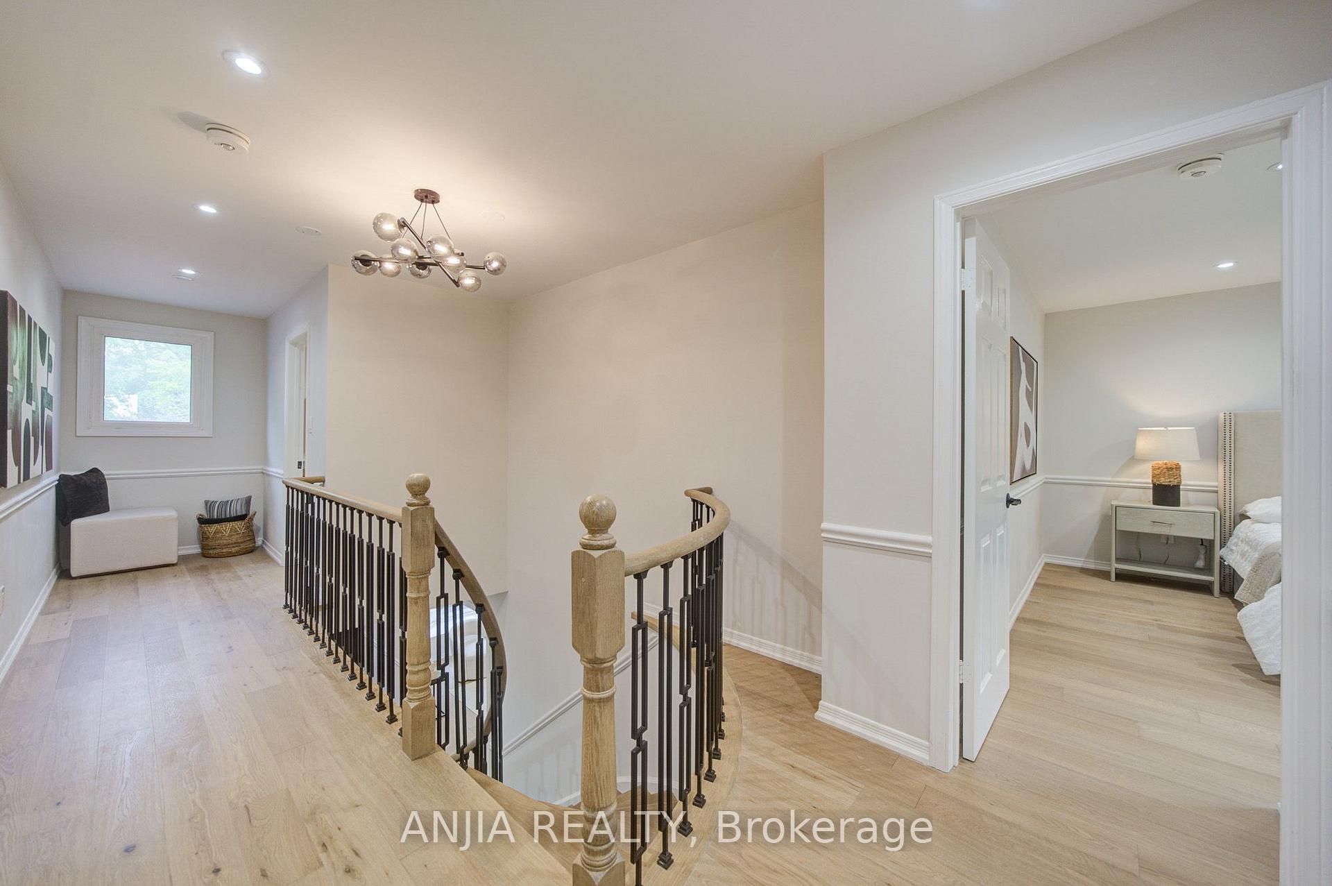 Photo 20 of 31 Spanhouse Crescent, Markham, Unionville — HOMEH