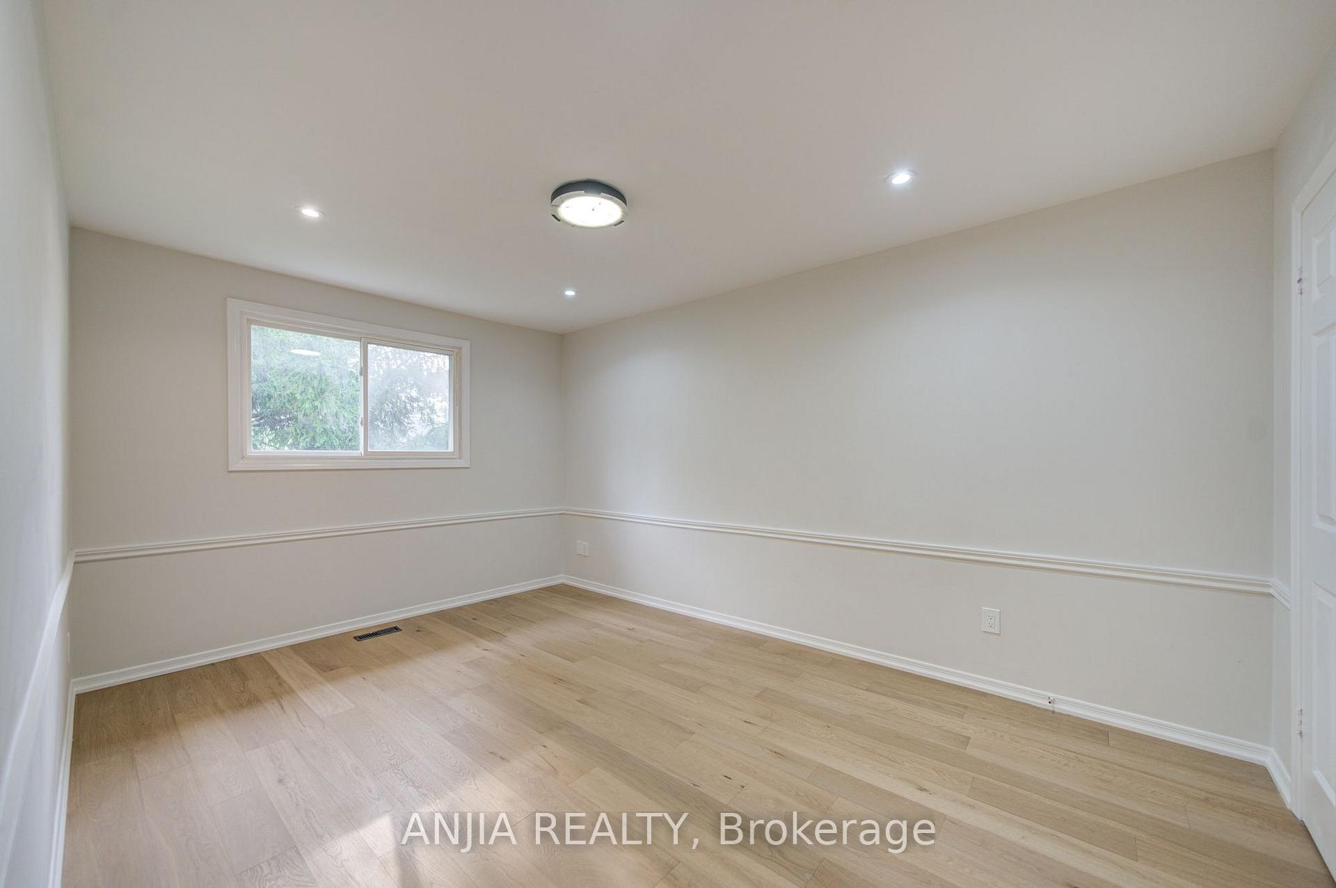 Photo 26 of 31 Spanhouse Crescent, Markham, Unionville — HOMEH