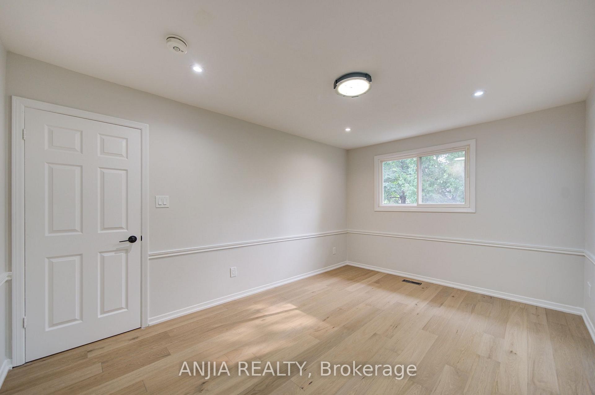 Photo 27 of 31 Spanhouse Crescent, Markham, Unionville — HOMEH