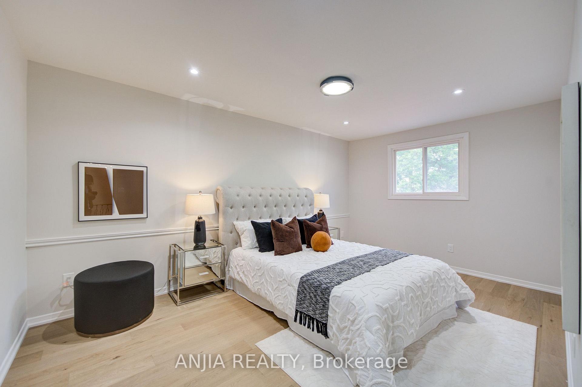 Photo 29 of 31 Spanhouse Crescent, Markham, Unionville — HOMEH