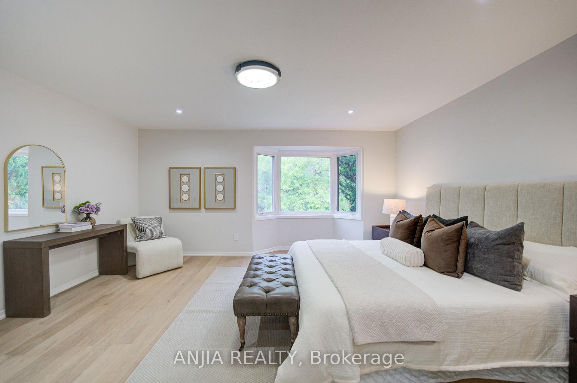 Photo 31 of 31 Spanhouse Crescent, Markham, Unionville — HOMEH