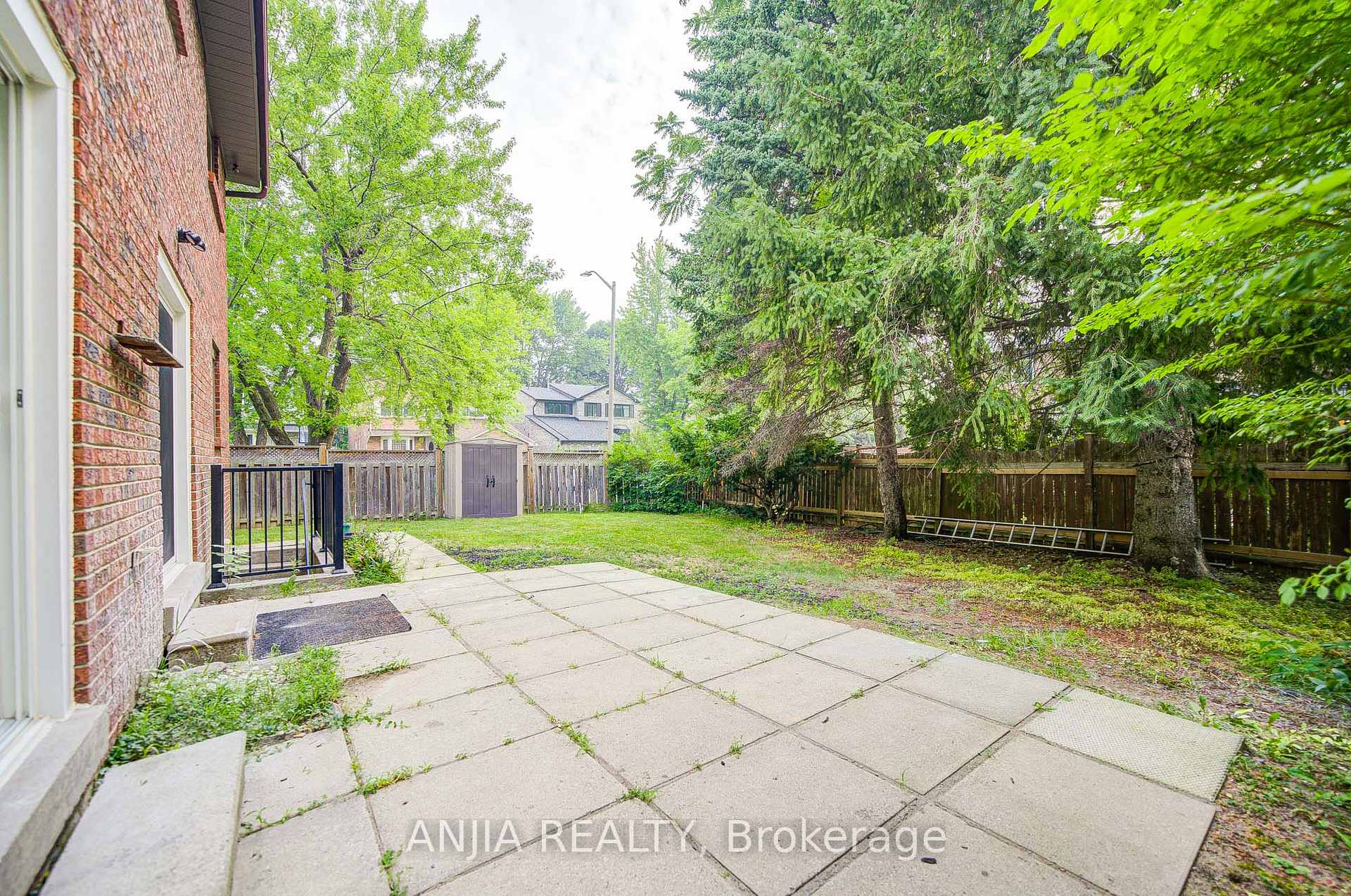 Photo 45 of 31 Spanhouse Crescent, Markham, Unionville — HOMEH