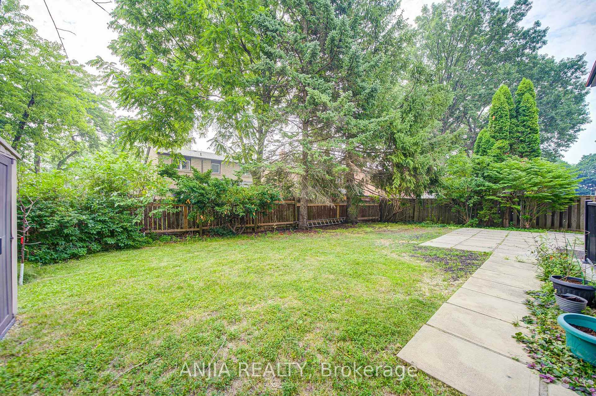 Photo 48 of 31 Spanhouse Crescent, Markham, Unionville — HOMEH